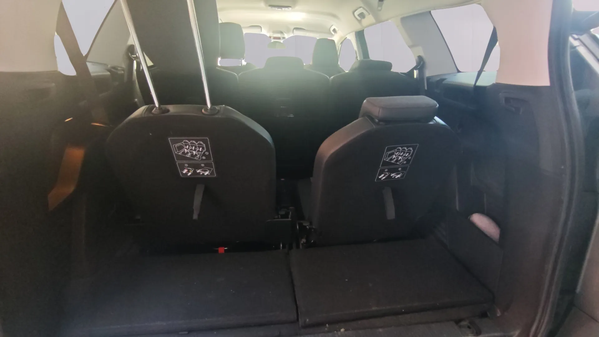 Peugeot 5008 Allure BlueHDi EAT8 - foto 17
