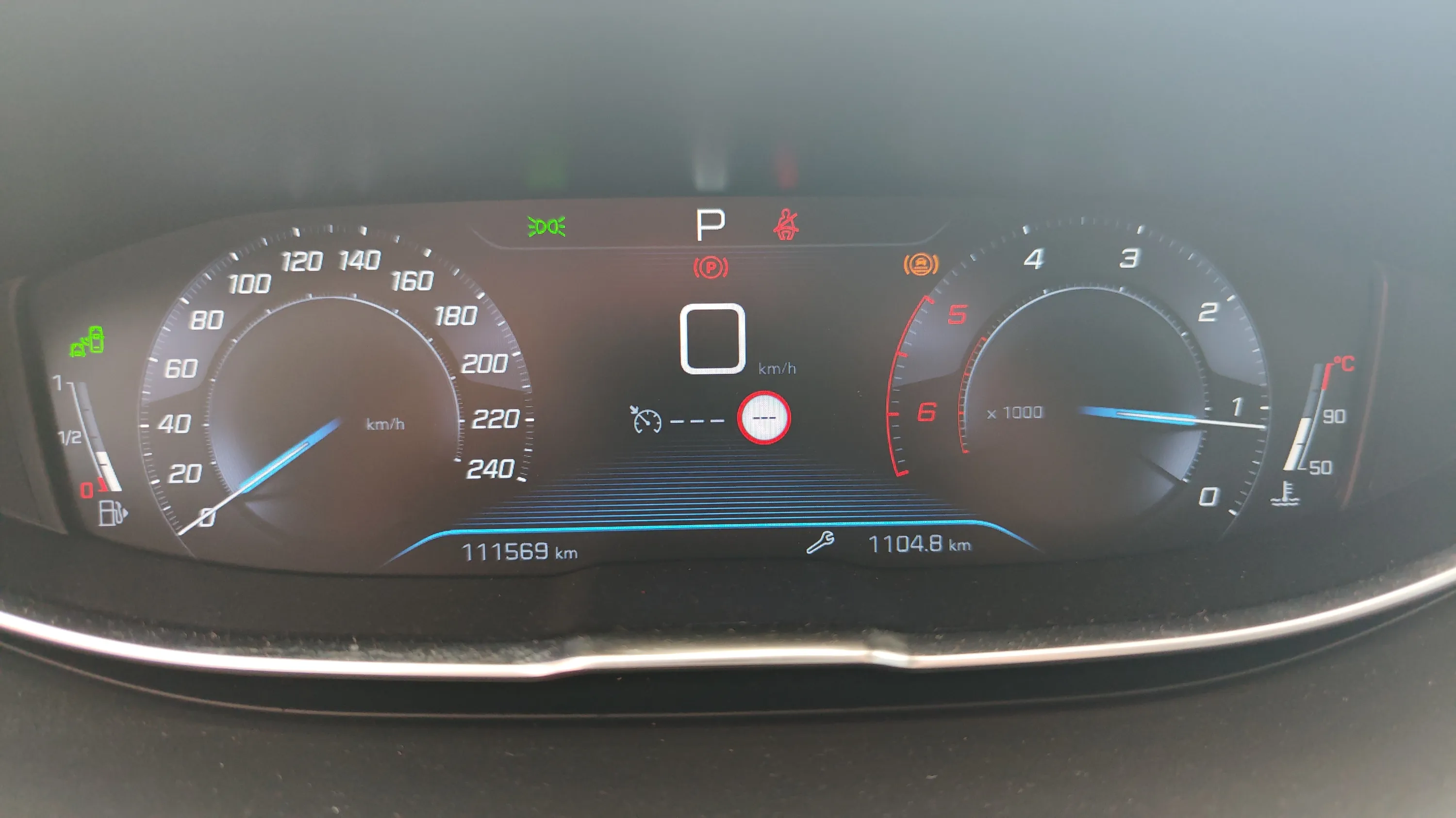 Peugeot 5008 Allure BlueHDi EAT8 - foto 10