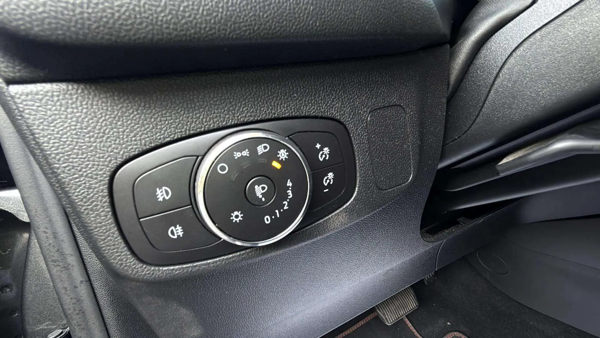 Ford Focus 1.0 EcoBoost MHEV Active - foto 20