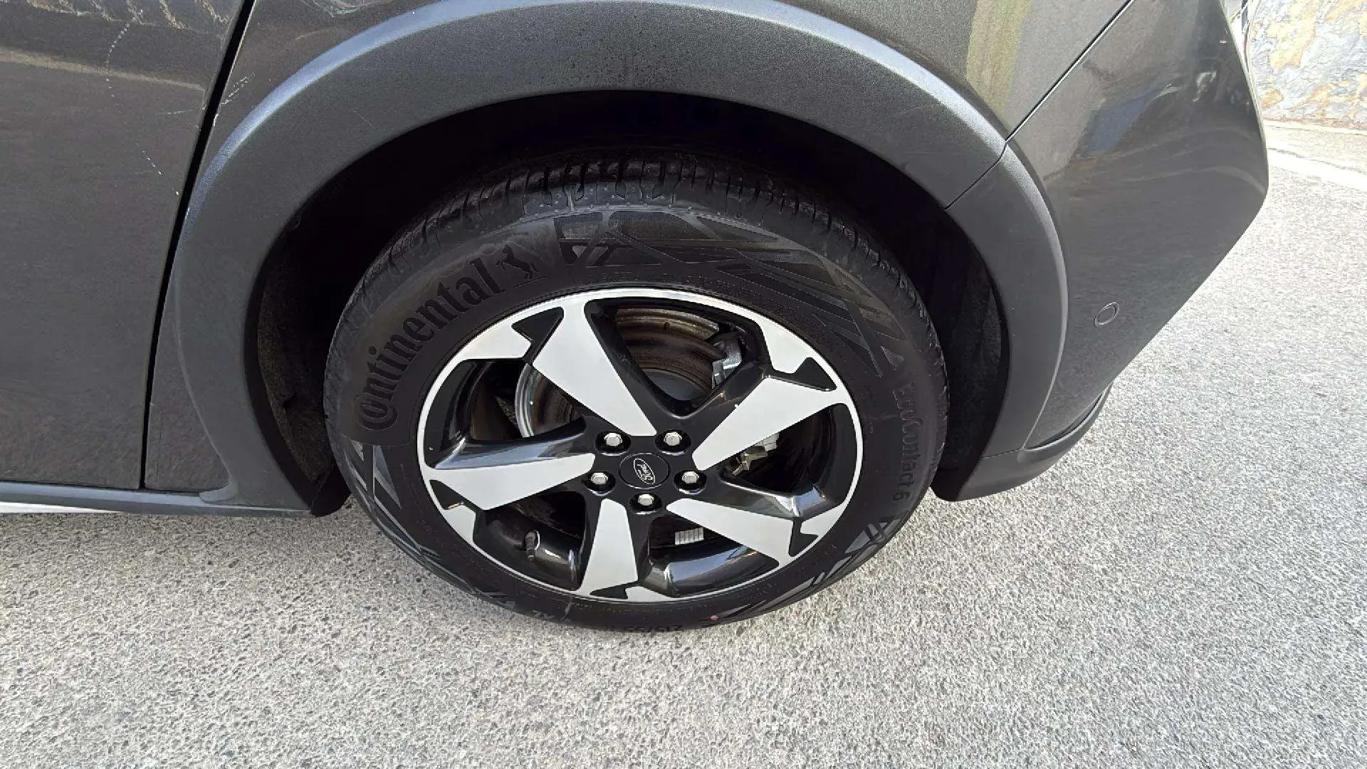 Ford Focus 1.0 EcoBoost MHEV Active - foto 12