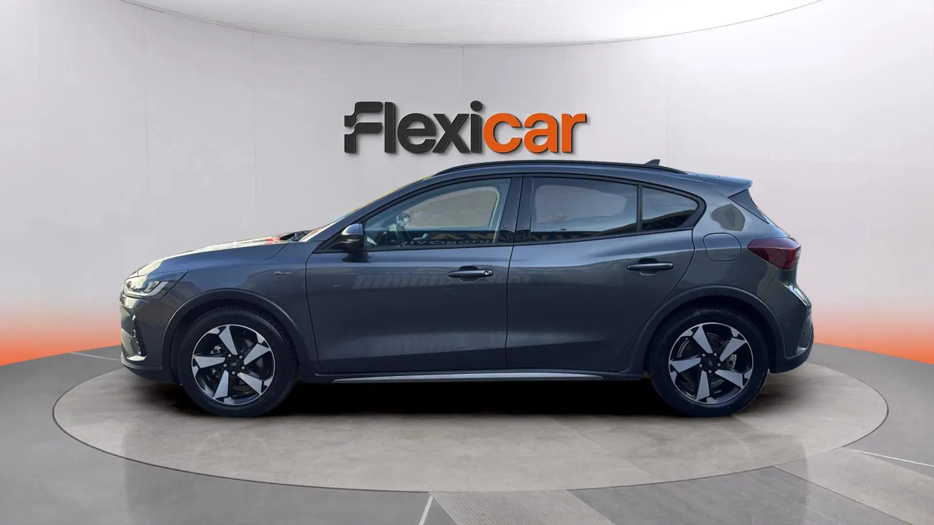 Ford Focus 1.0 EcoBoost MHEV Active - foto 7