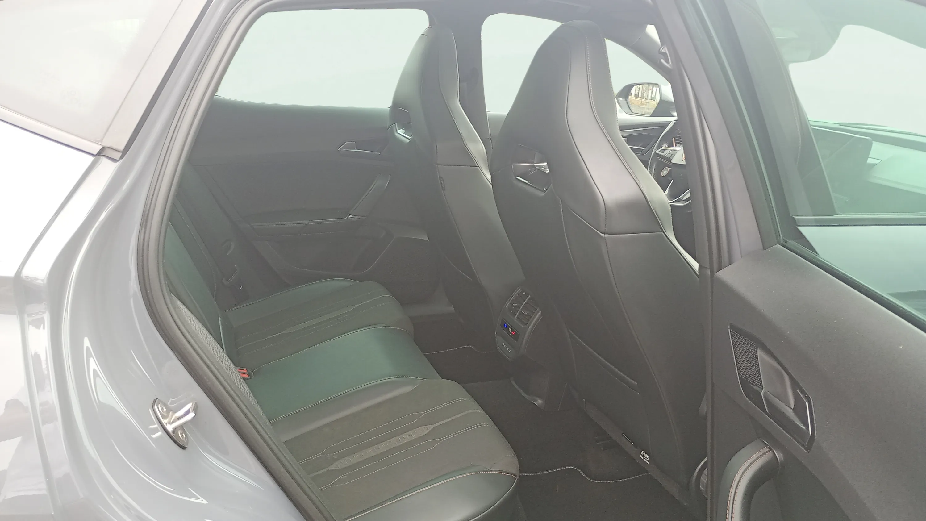 Cupra Formentor 2.0 TSI VZ 4Drive DSG - foto 15