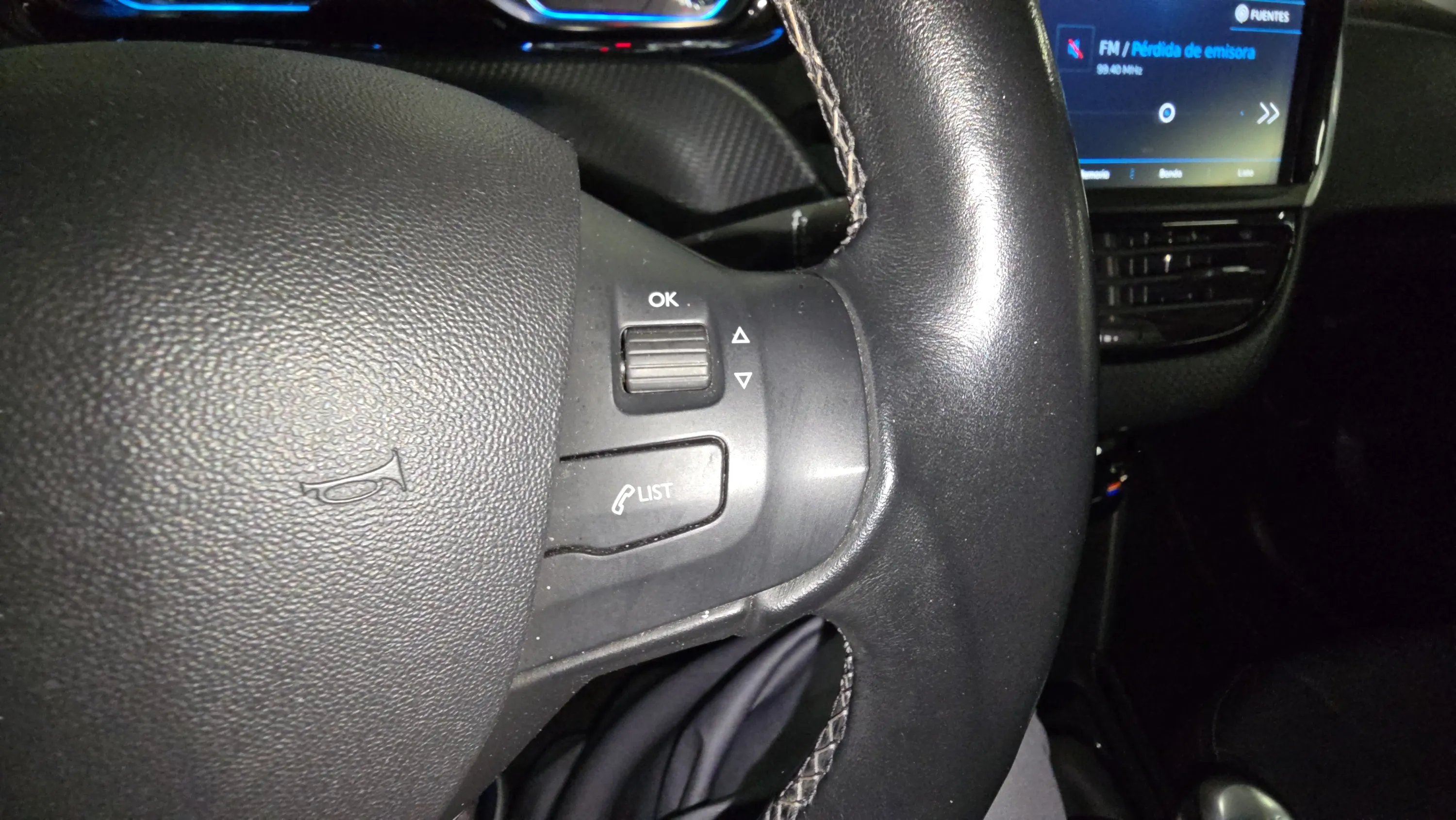Peugeot 2008 Allure 1.2 PureTech - foto 13