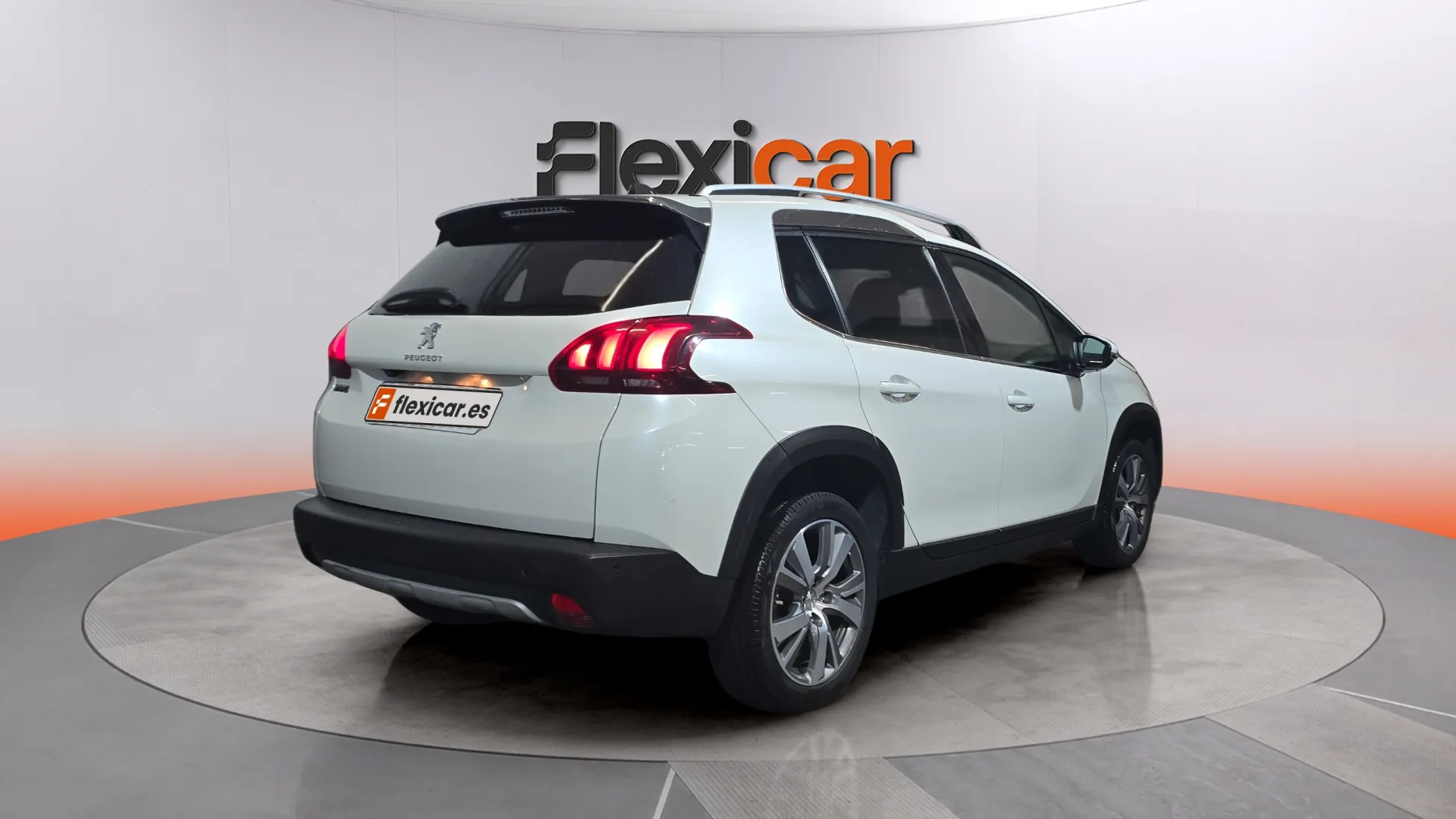 Peugeot 2008 Allure 1.2 PureTech - foto 4