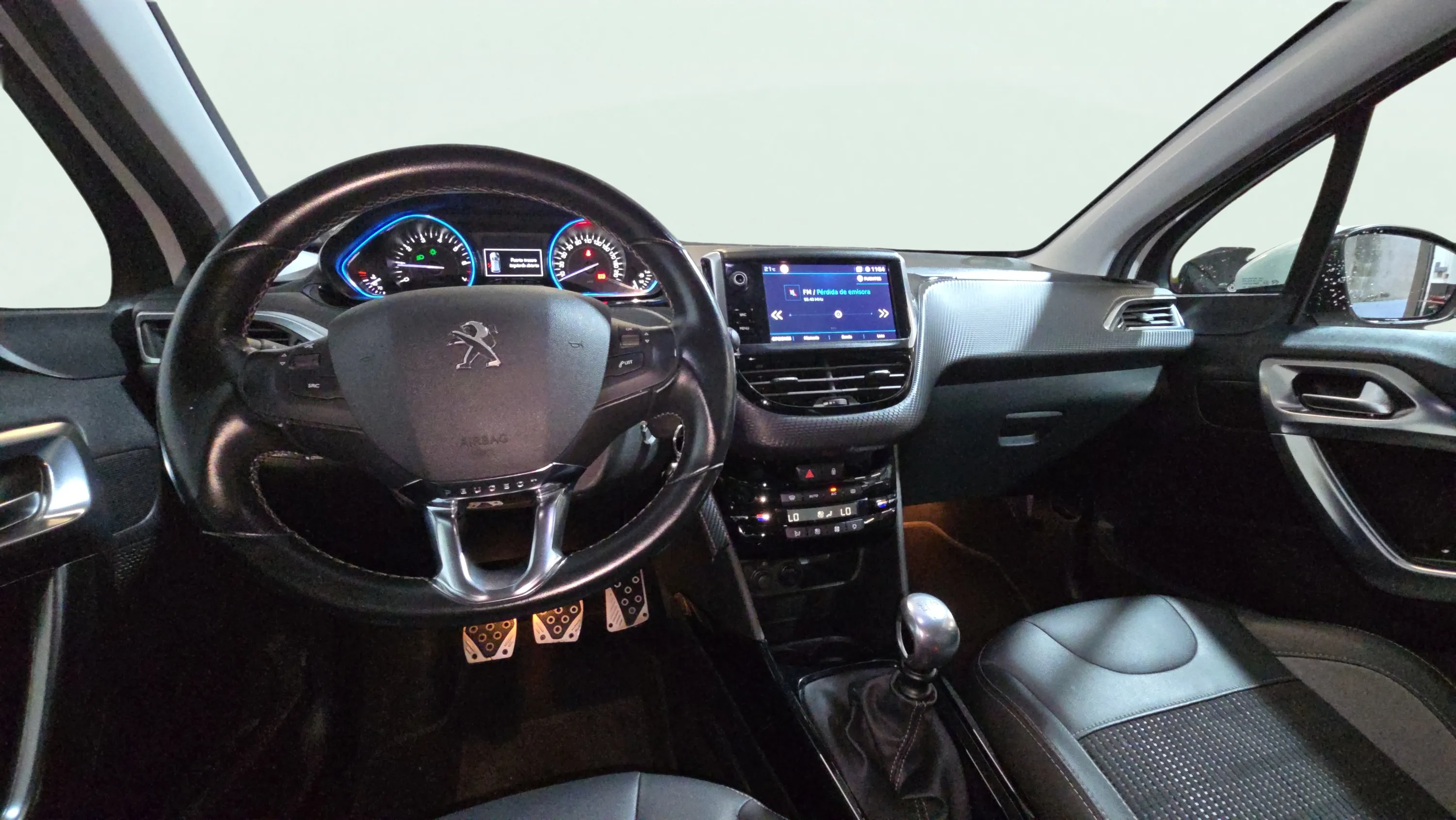 Peugeot 2008 Allure 1.2 PureTech - foto 10
