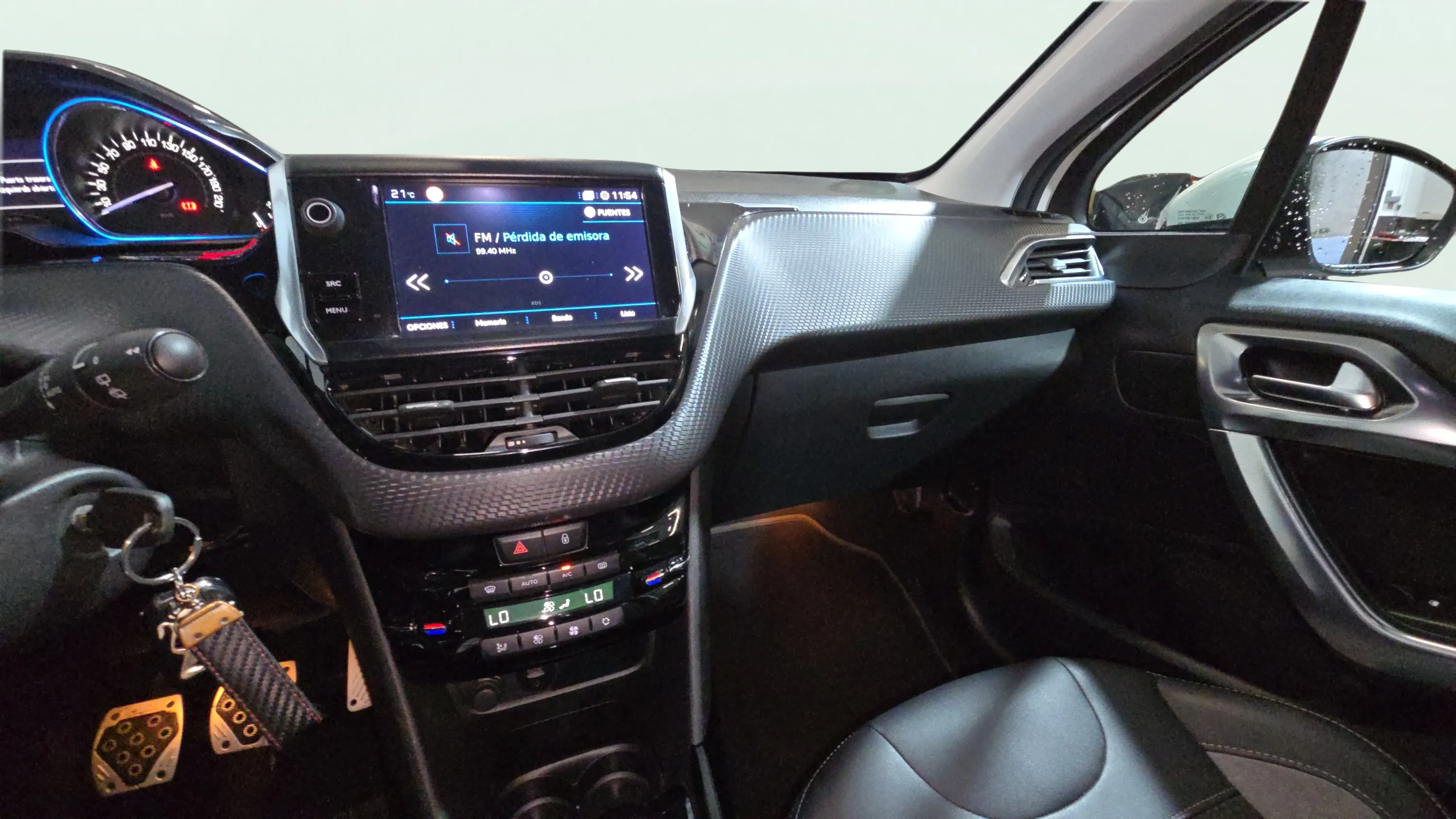Peugeot 2008 Allure 1.2 PureTech - foto 15