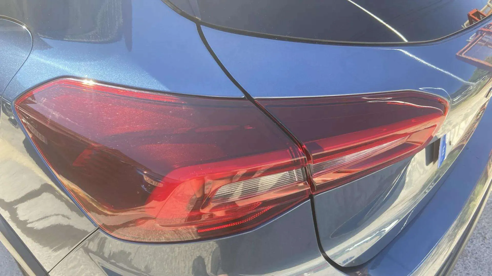 Ford Focus 1.0 EcoBoost MHEV Active - foto 11