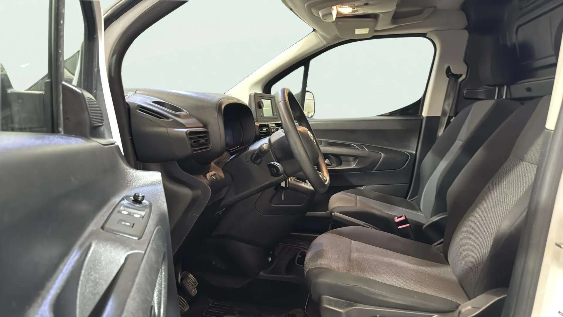 Toyota Proace City Van GX L1 1.5D Van 650 k - foto 19