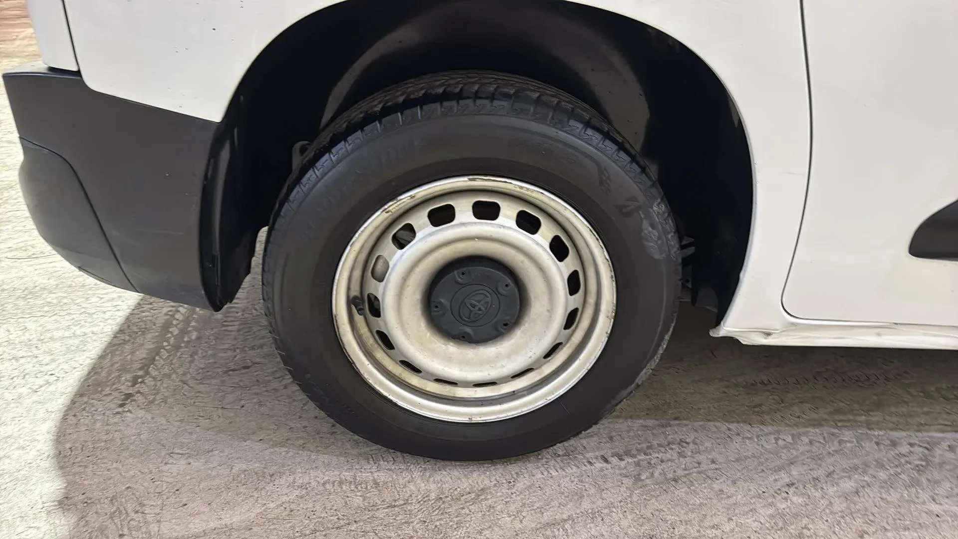Toyota Proace City Van GX L1 1.5D Van 650 k - foto 23