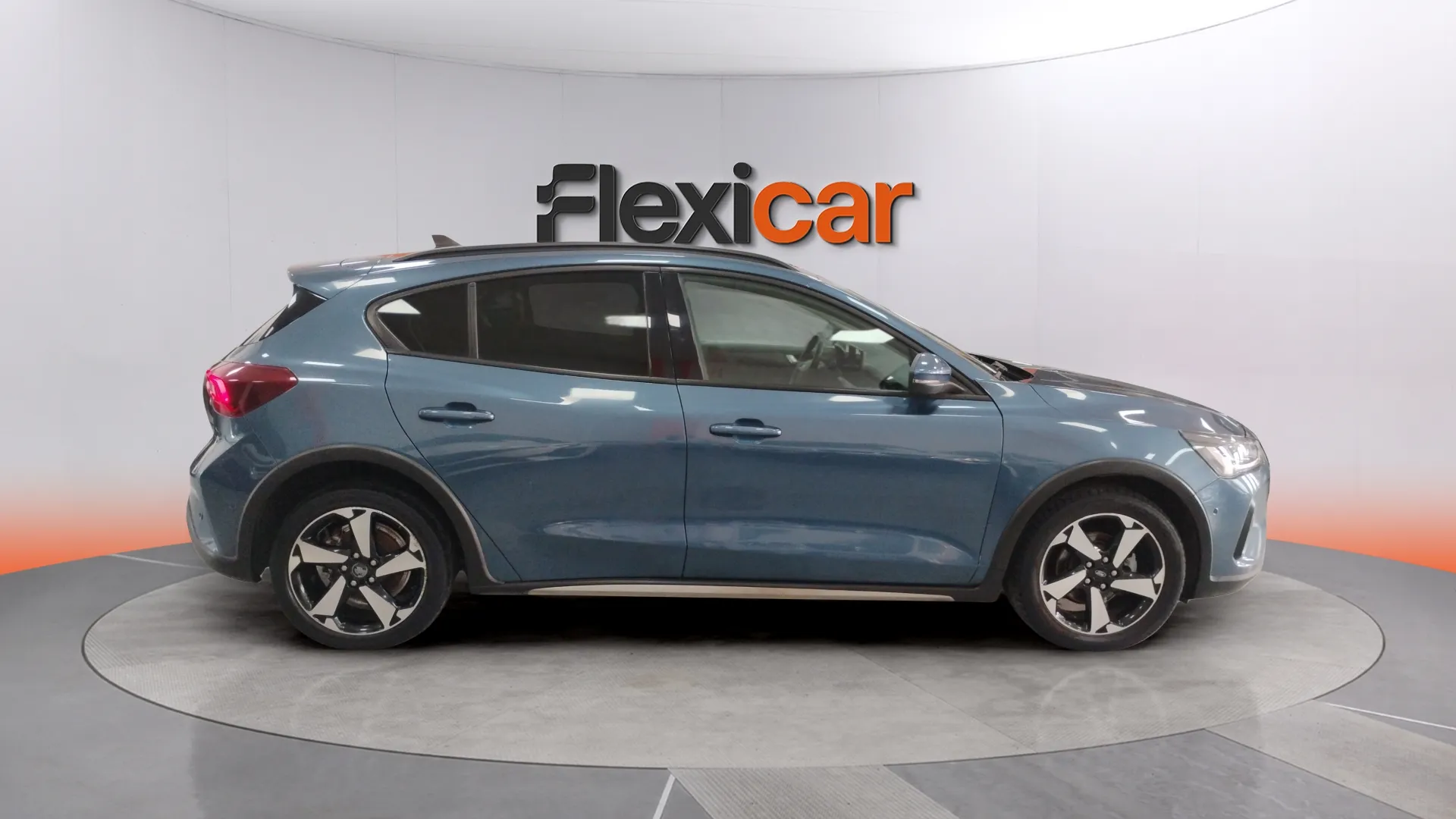 Ford Focus 1.0 EcoBoost MHEV Active - foto 3