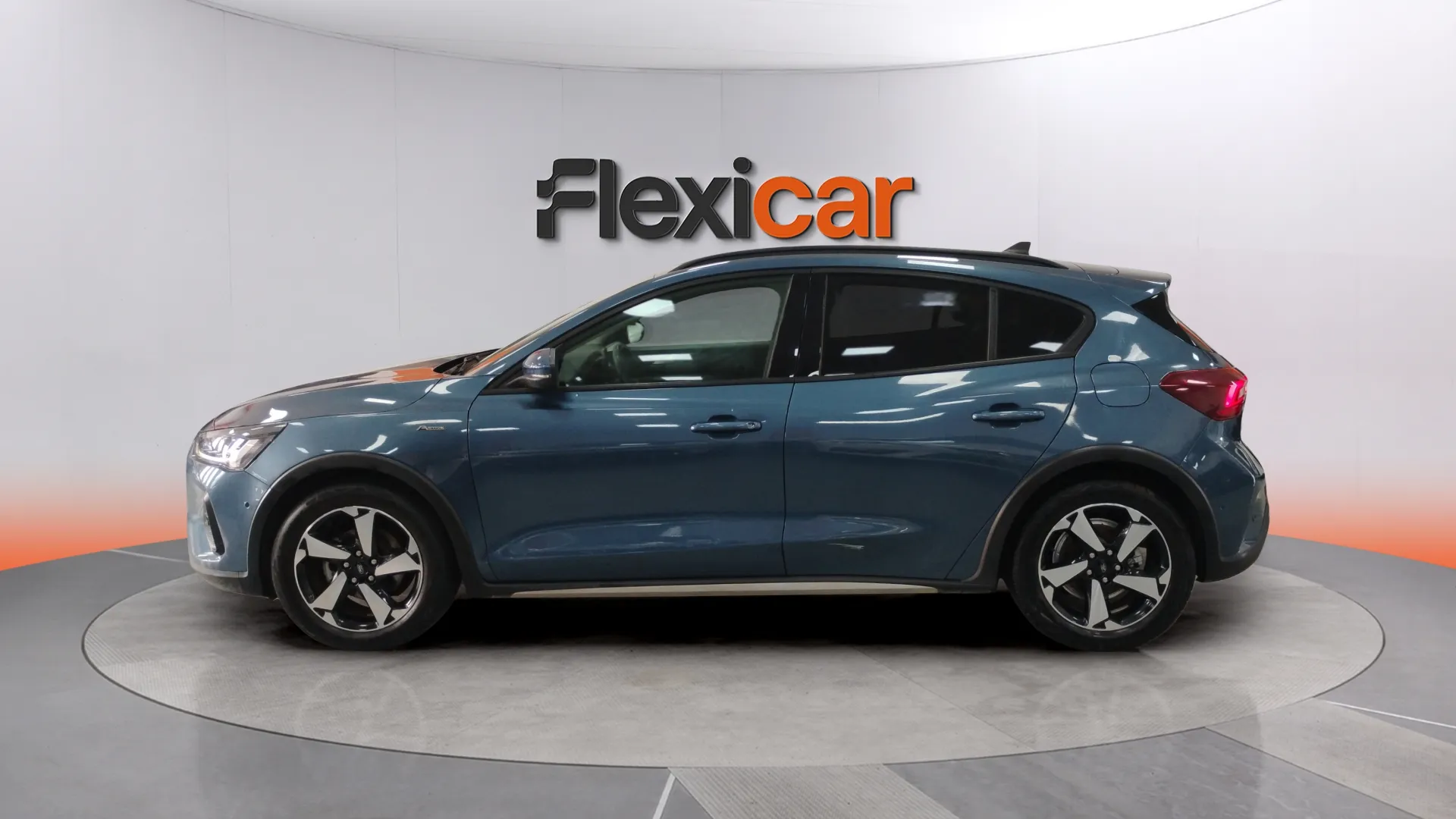 Ford Focus 1.0 EcoBoost MHEV Active - foto 4
