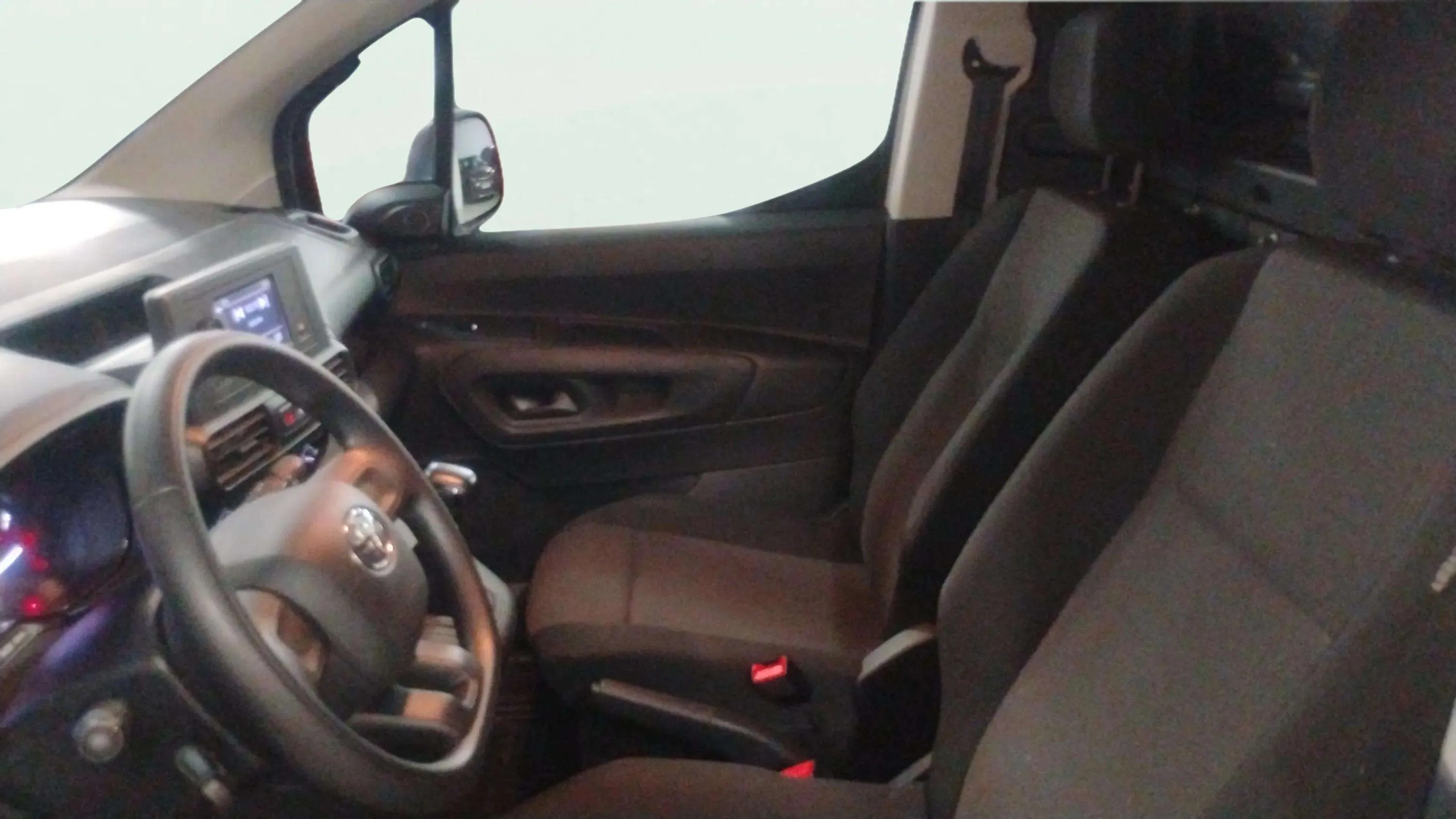 Toyota Proace City 1.5D VX L1 - foto 7
