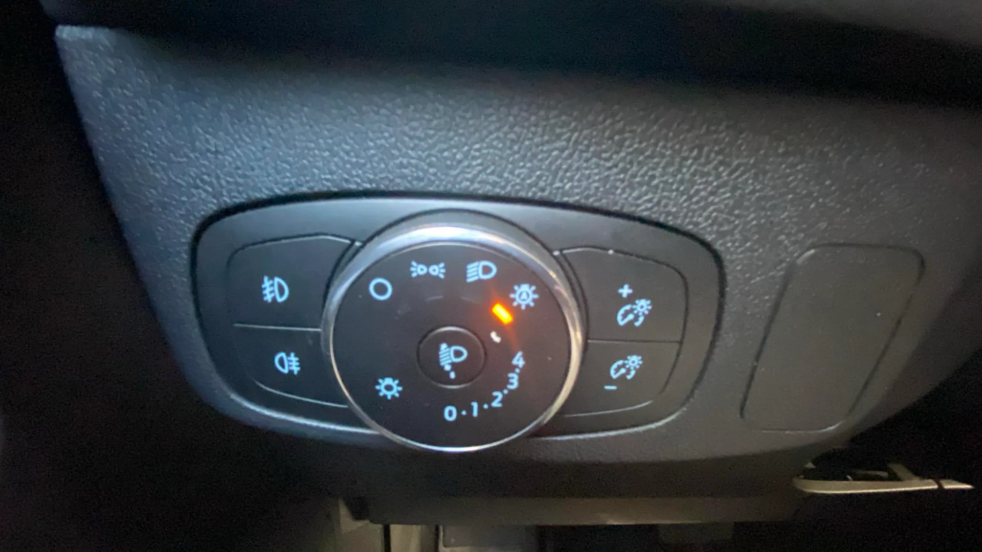 Ford Focus 1.0 EcoBoost MHEV Active Style SIP - foto 18