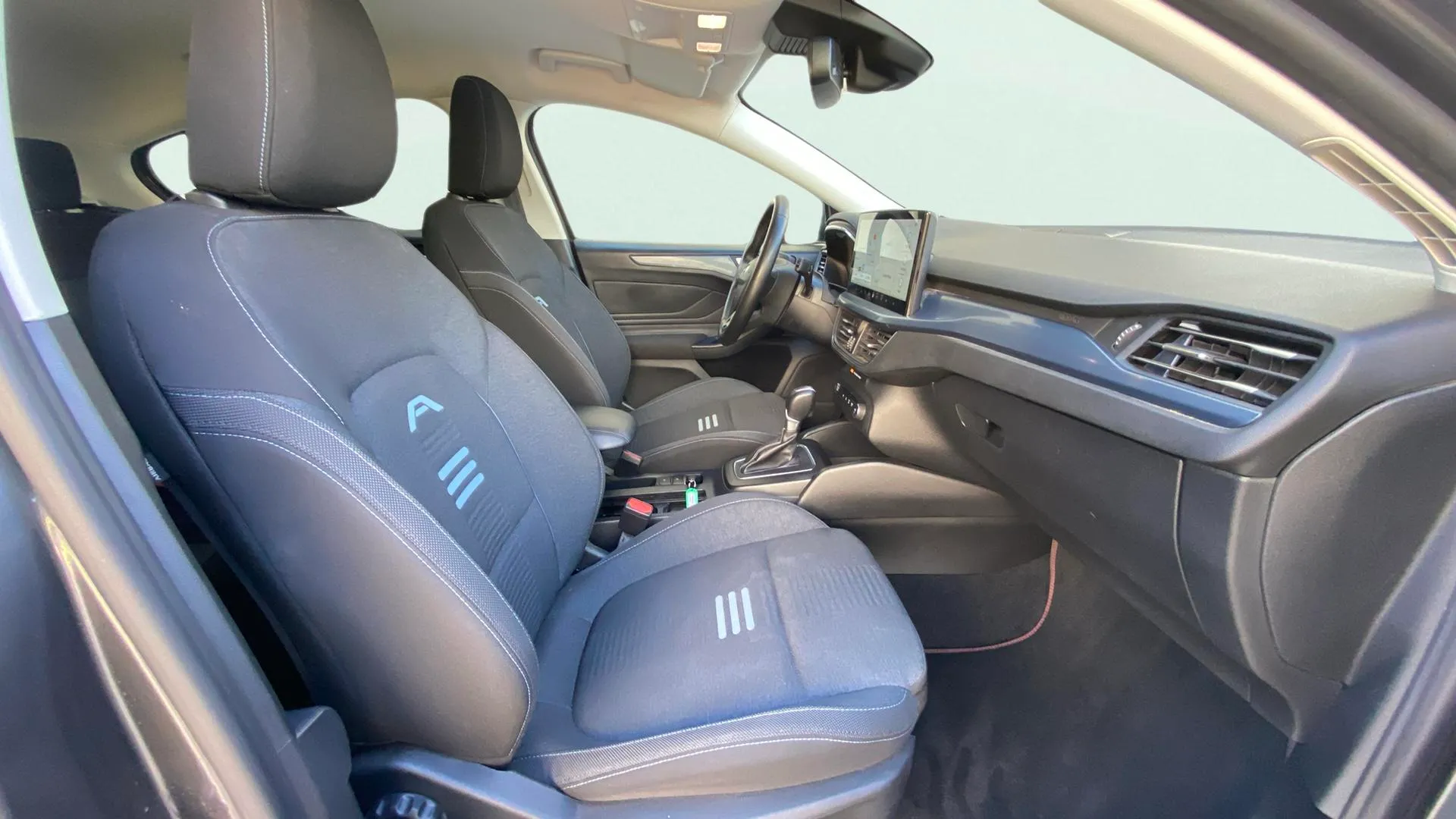 Ford Focus 1.0 EcoBoost MHEV Active Style SIP - foto 12