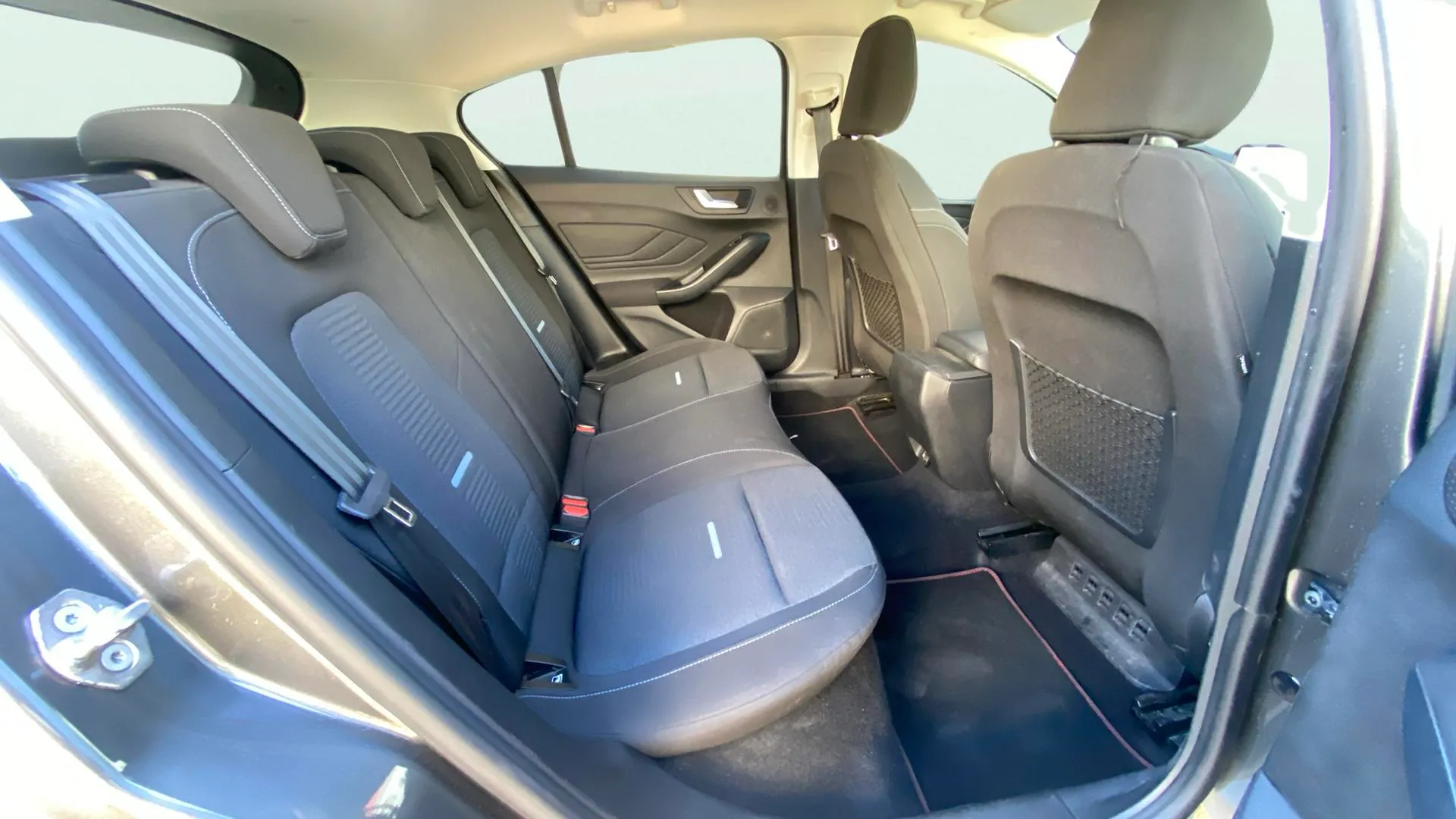 Ford Focus 1.0 EcoBoost MHEV Active Style SIP - foto 13
