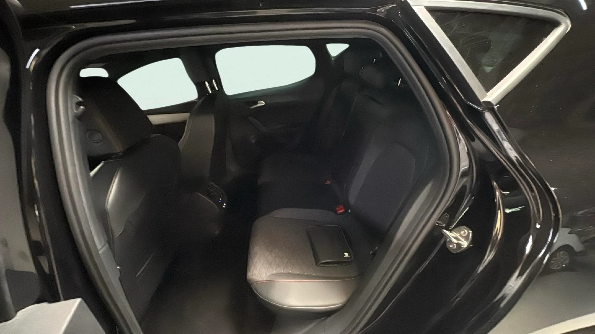 SEAT León SP 1.5 TSI FR 25 Aniversario - foto 23