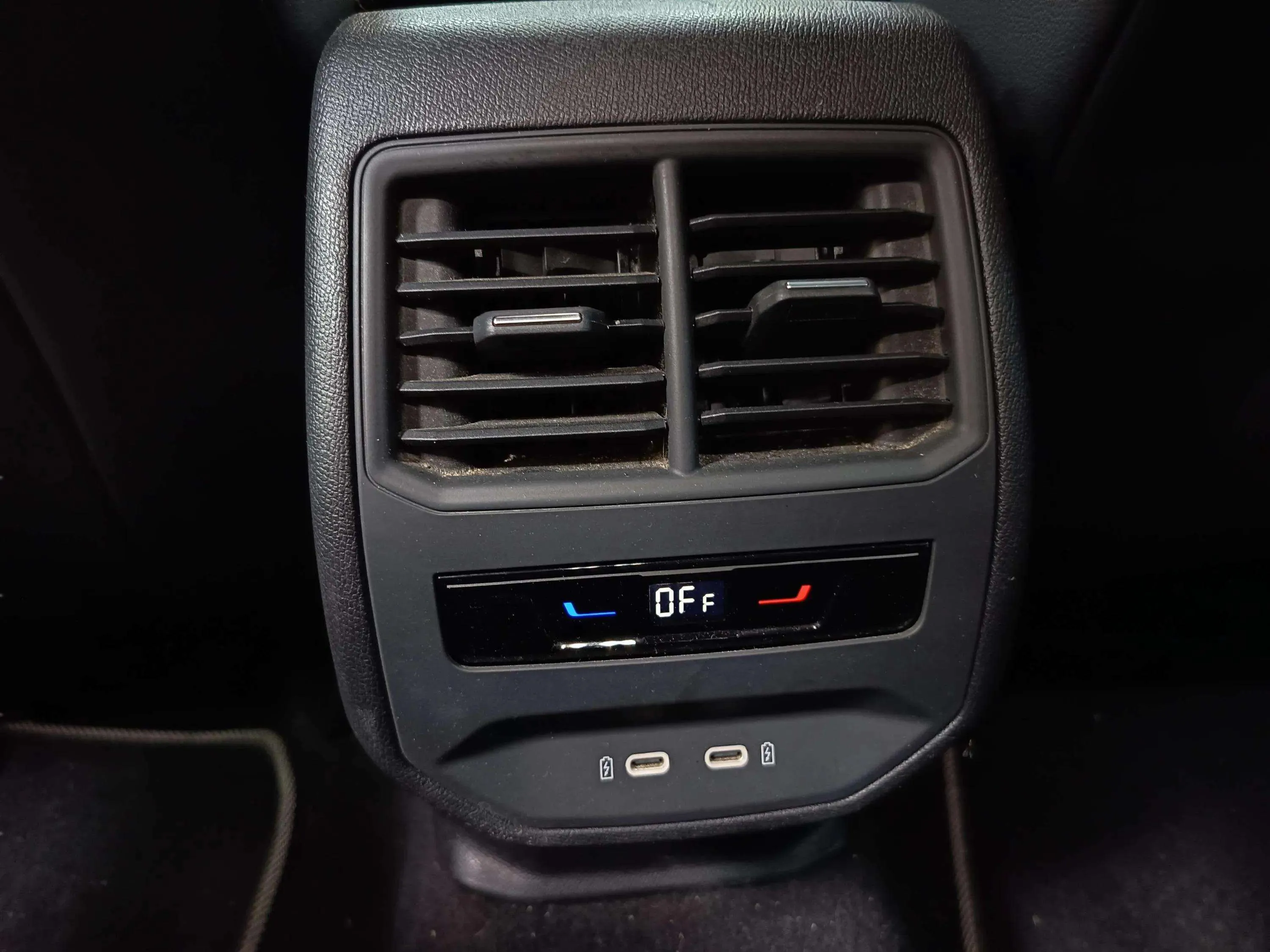 Cupra Formentor 1.5 TSI DSG - foto 24