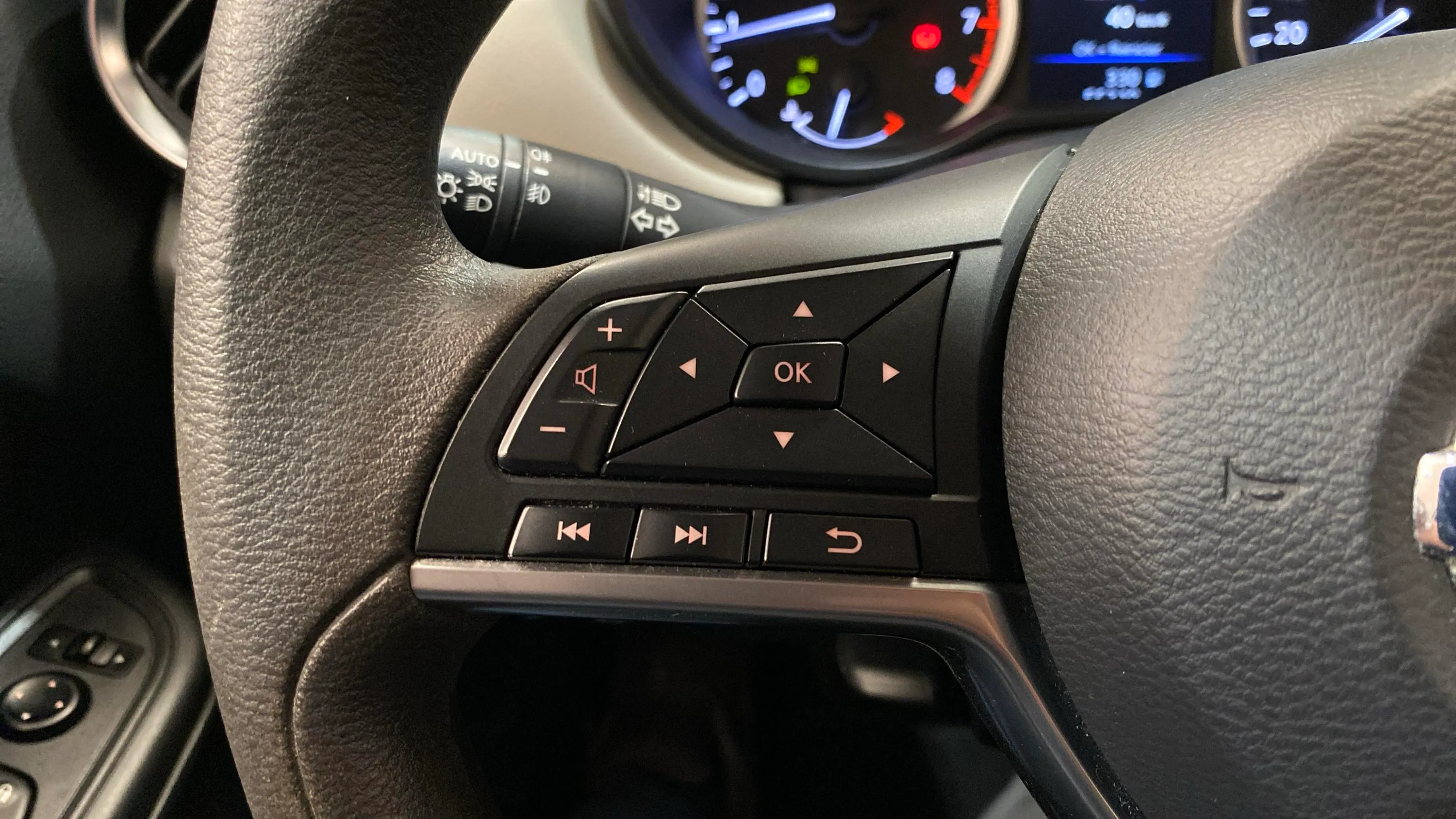 Nissan Micra IG-T E6D Acenta - foto 18