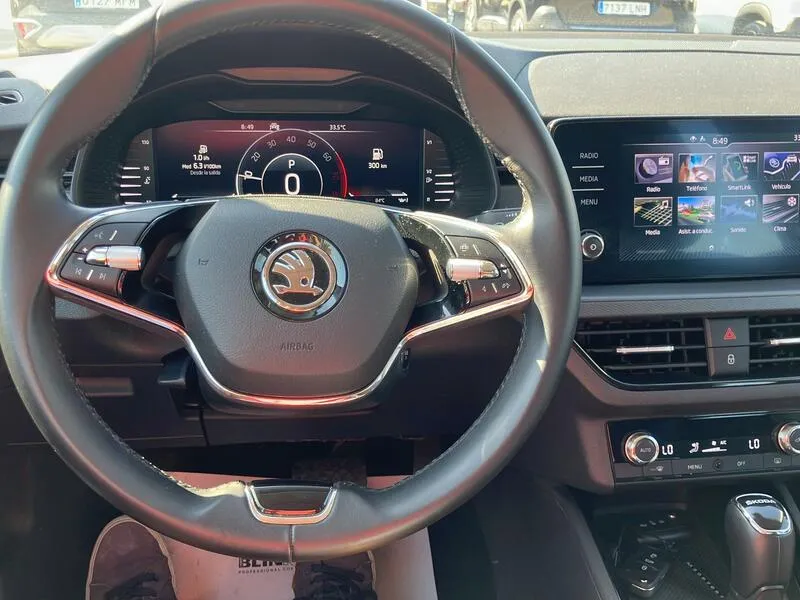 Škoda Kamiq 1.0 TSI DSG Ambition - foto 34