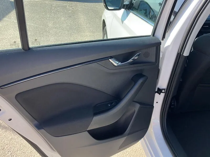 Škoda Kamiq 1.0 TSI DSG Ambition - foto 21