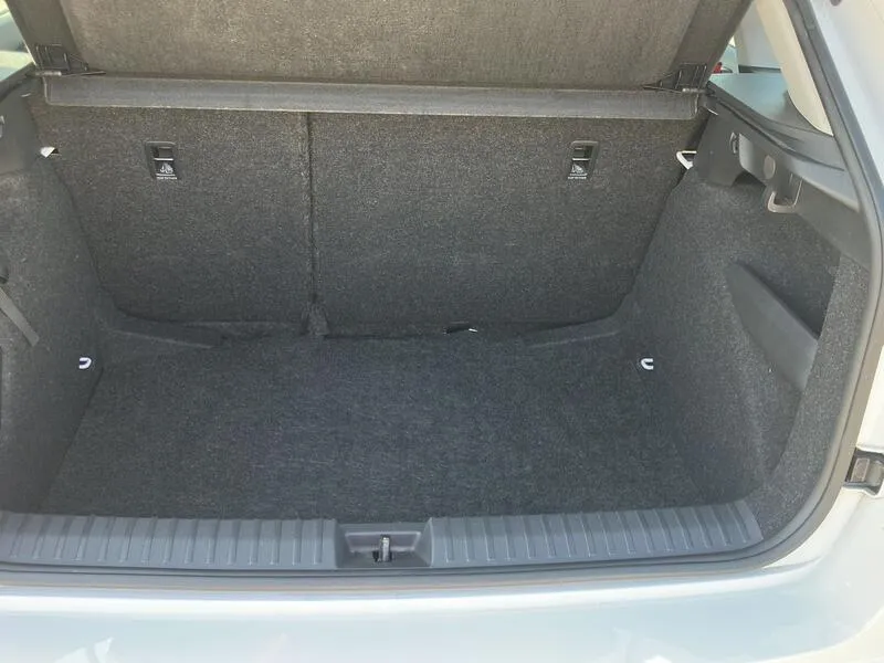 Škoda Kamiq 1.0 TSI DSG Ambition - foto 24