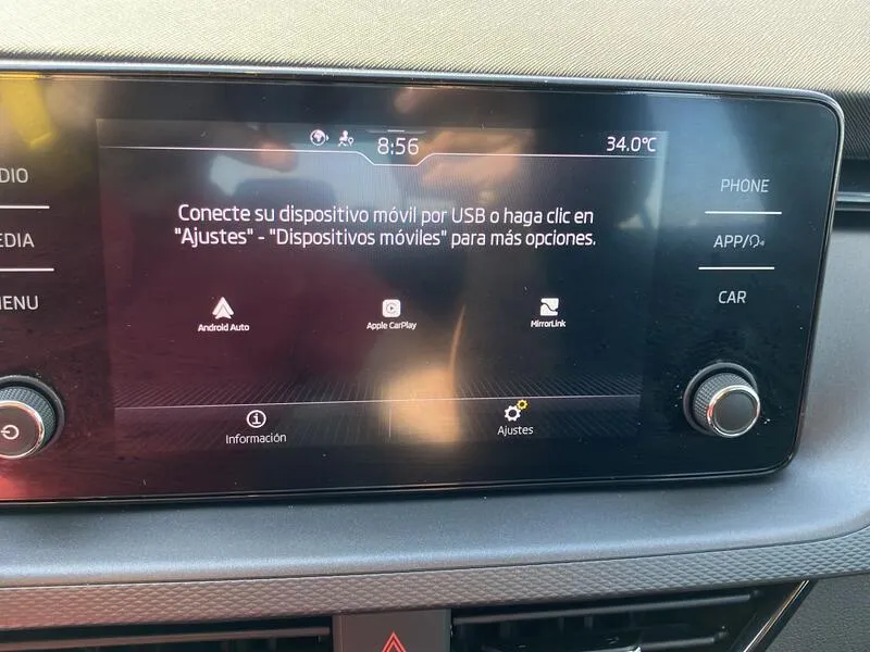Škoda Kamiq 1.0 TSI DSG Ambition - foto 42