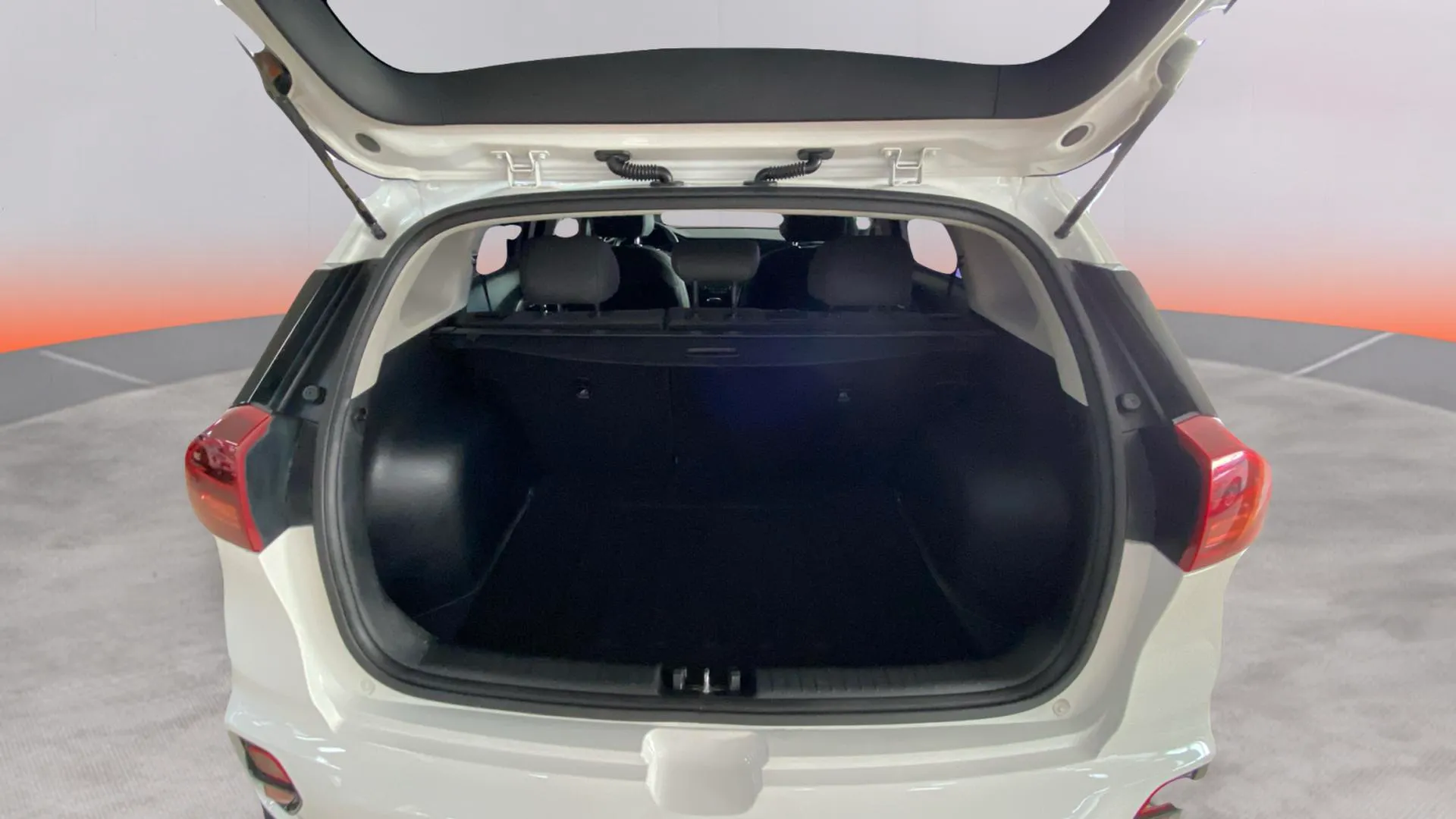 Kia Niro 1.6 GDi HEV Concept - foto 12