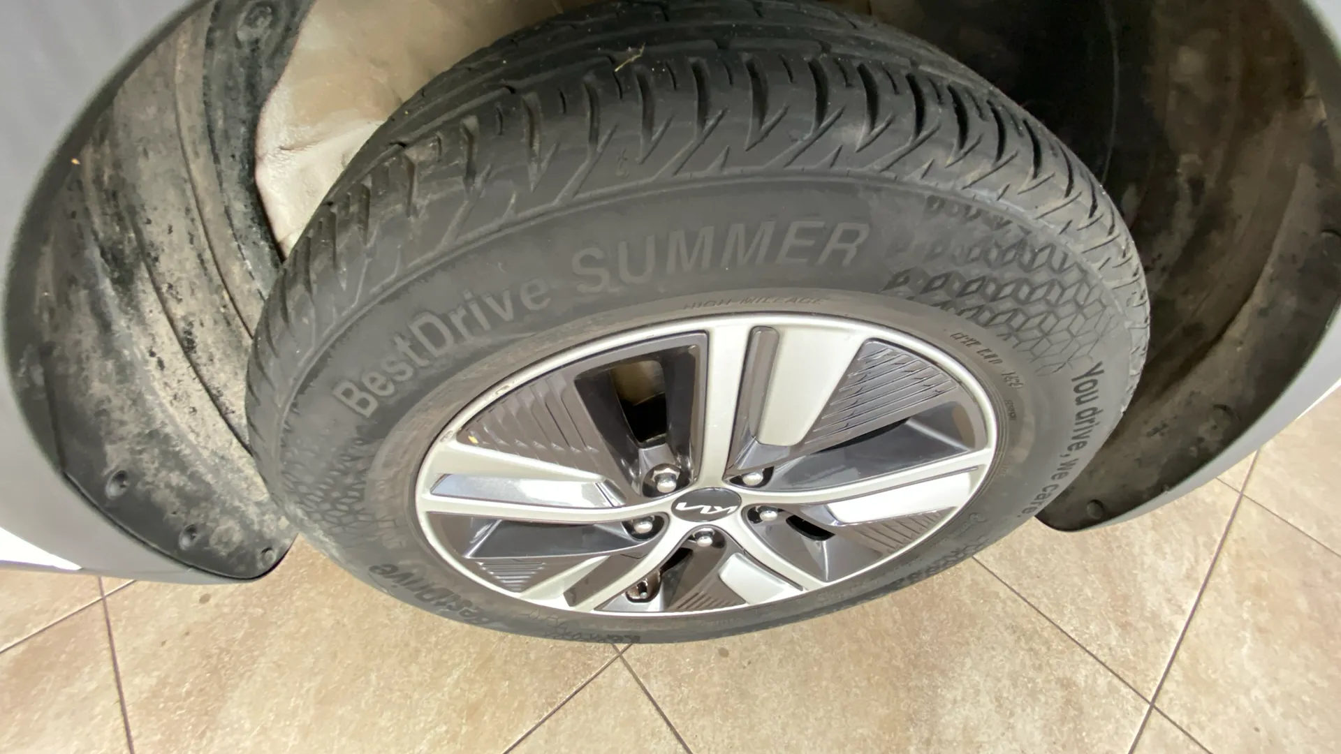 Kia Niro 1.6 GDi HEV Concept - foto 16