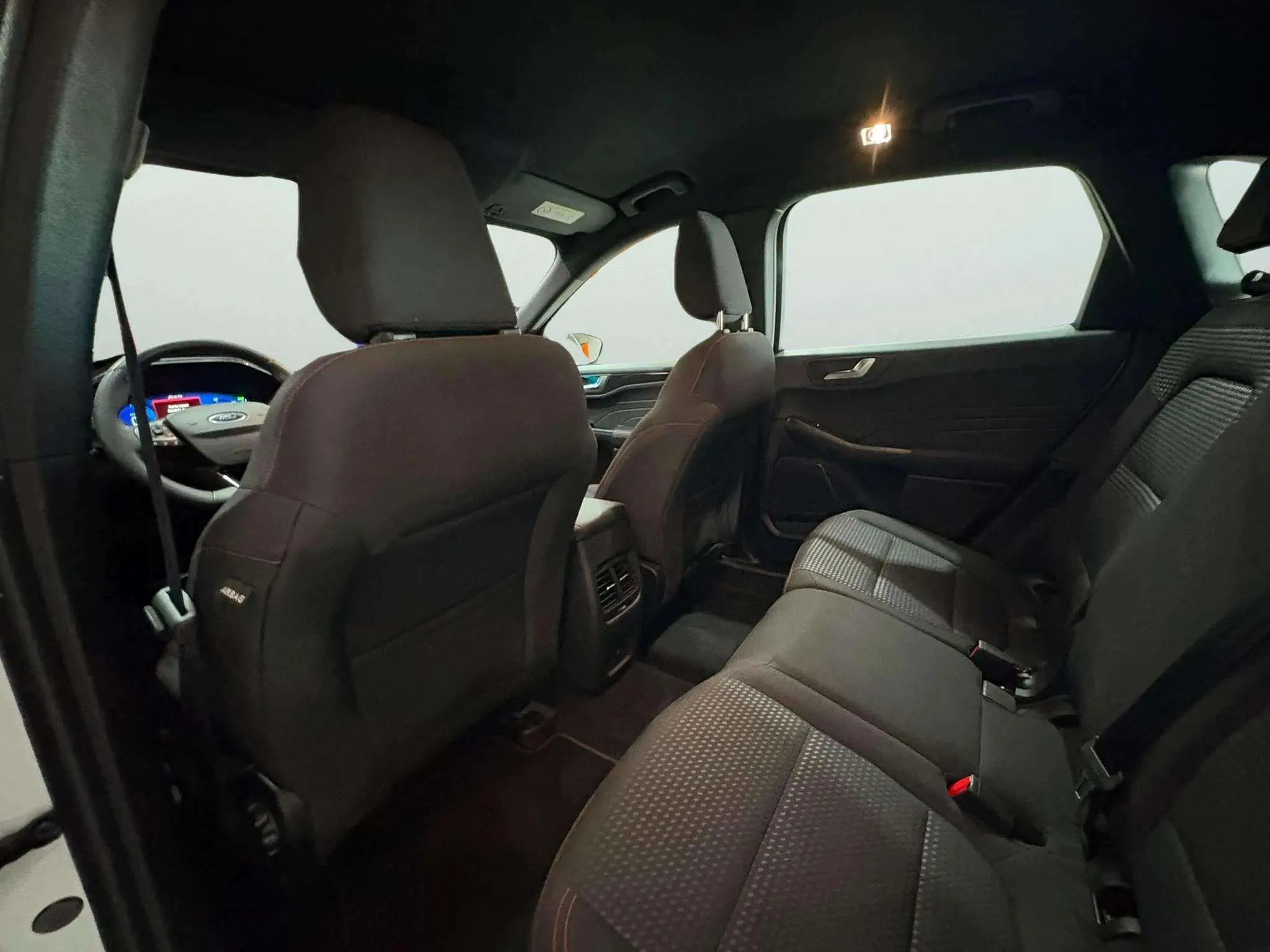 Ford Kuga ST-Line 2.5 Duratec PHEV - foto 19