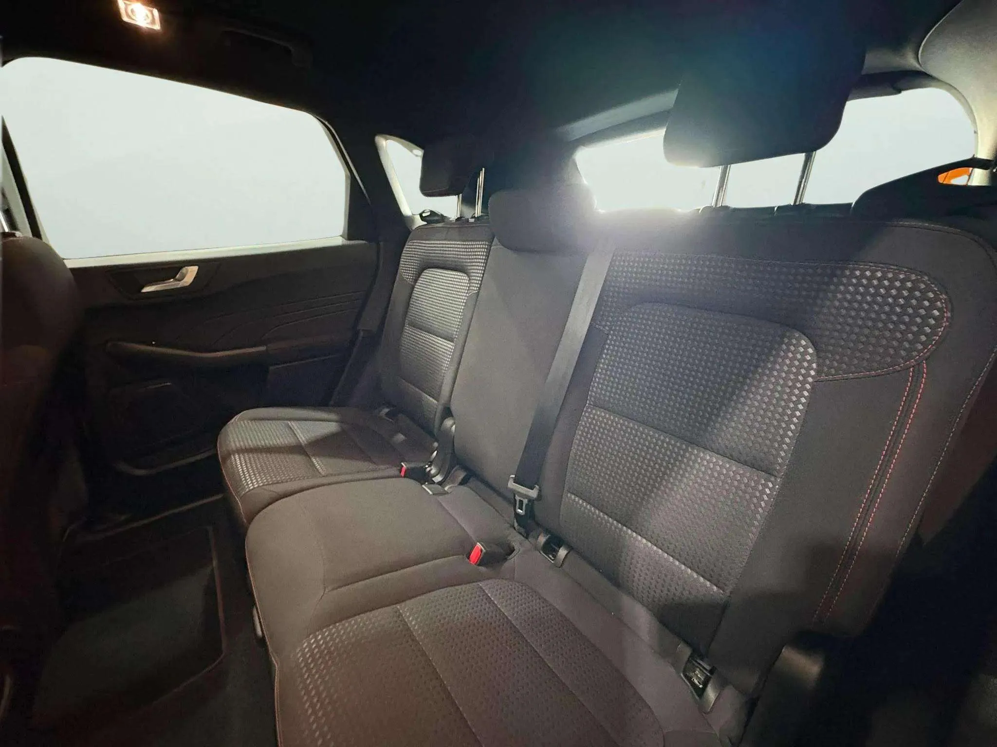 Ford Kuga ST-Line 2.5 Duratec PHEV - foto 21