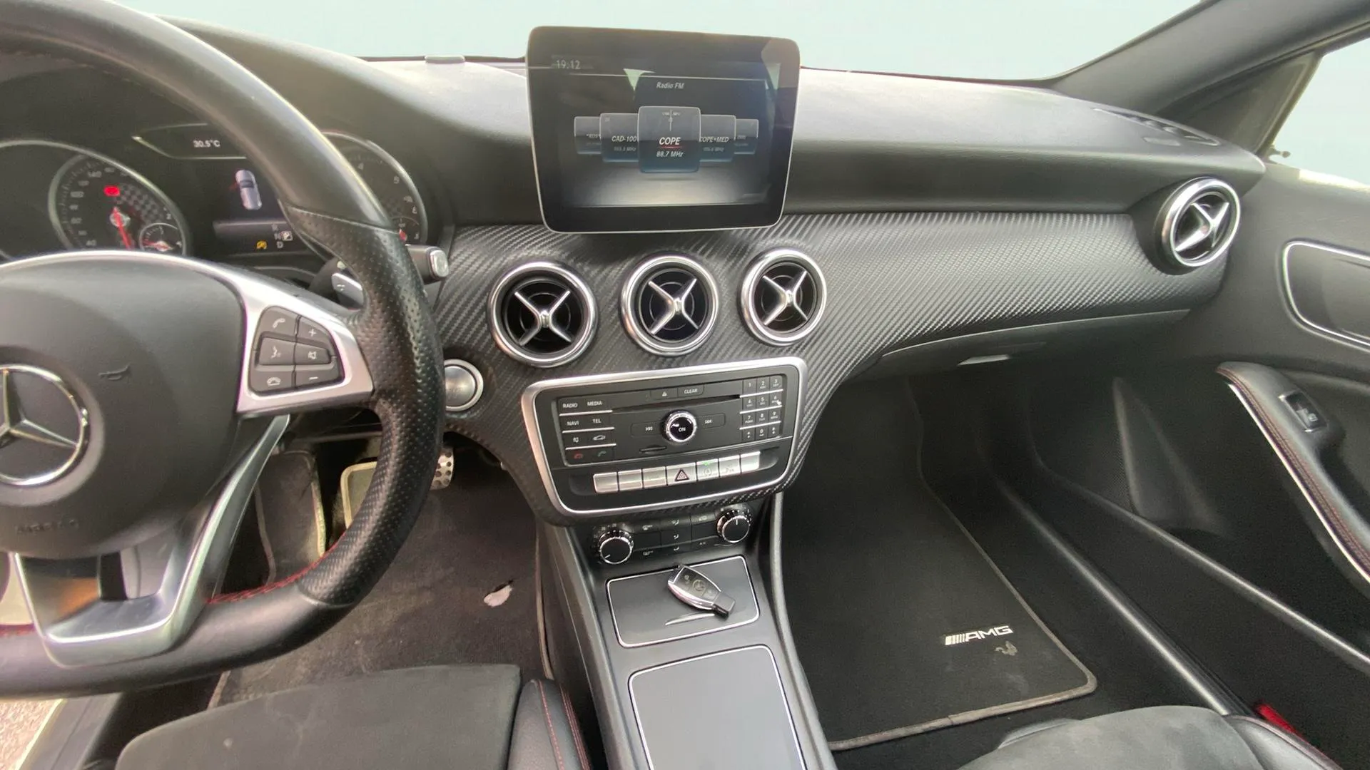 Mercedes-Benz Clase A A 200 d AMG Line - foto 9