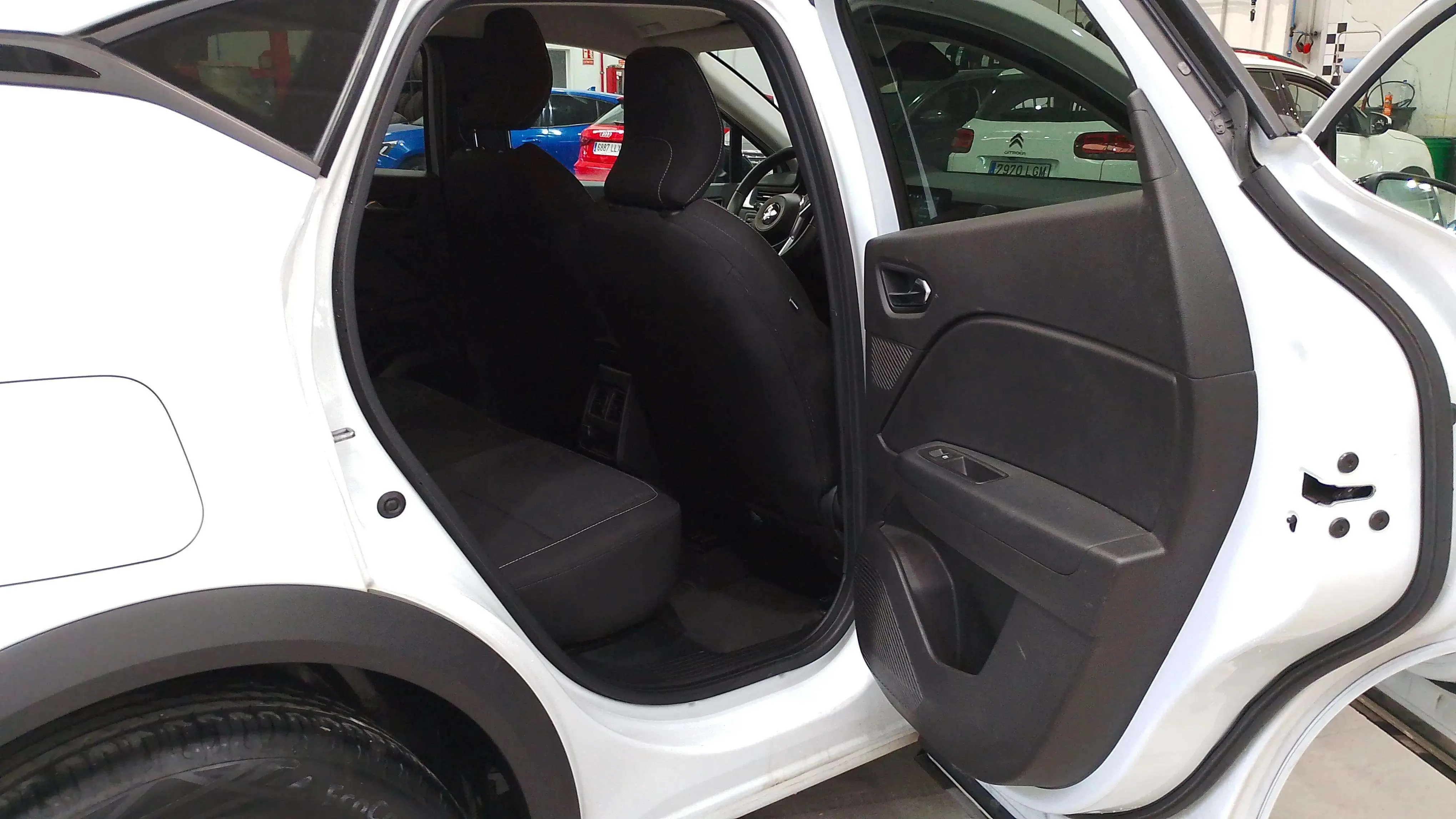 Mitsubishi ASX 130T MHEV Motion - foto 18