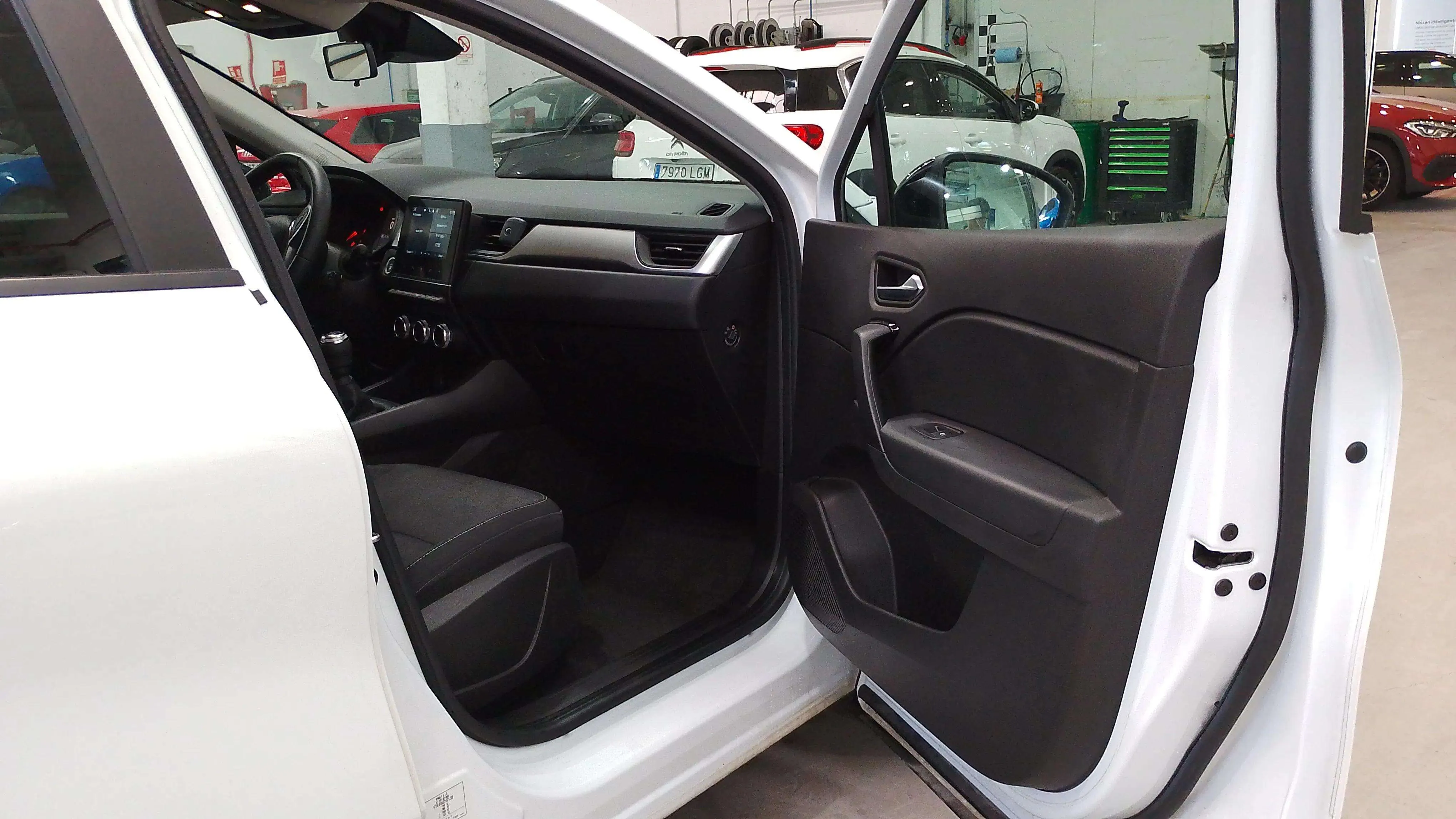 Mitsubishi ASX 130T MHEV Motion - foto 17