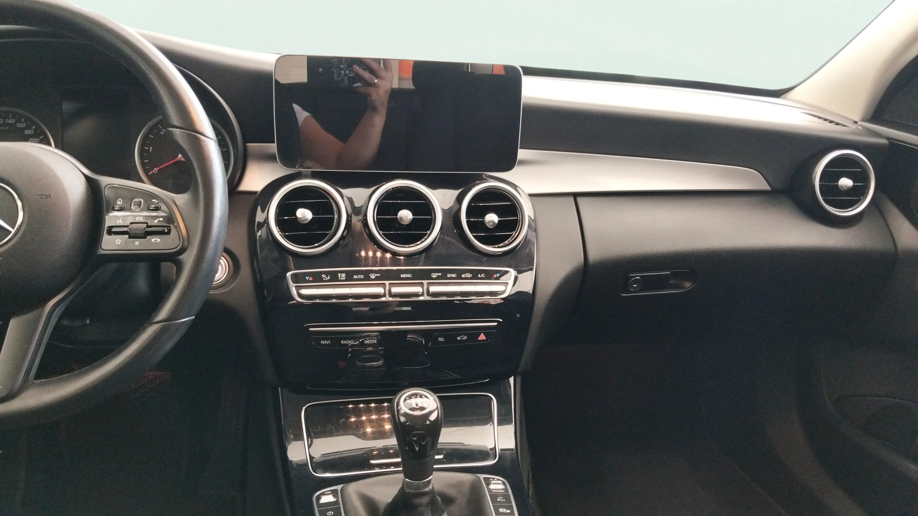 Mercedes-Benz Clase C 180 - foto 9