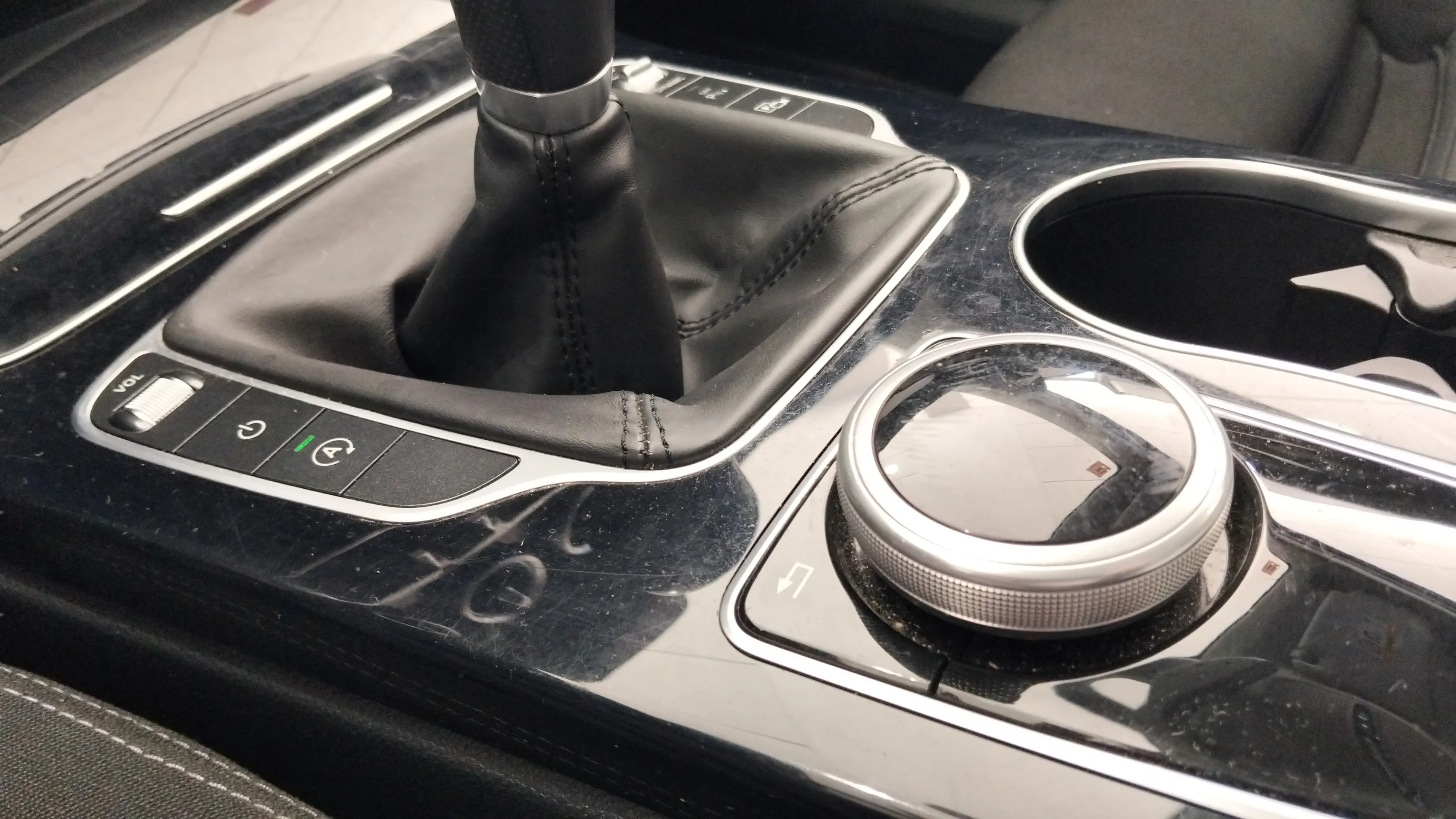Mercedes-Benz Clase C 180 - foto 22