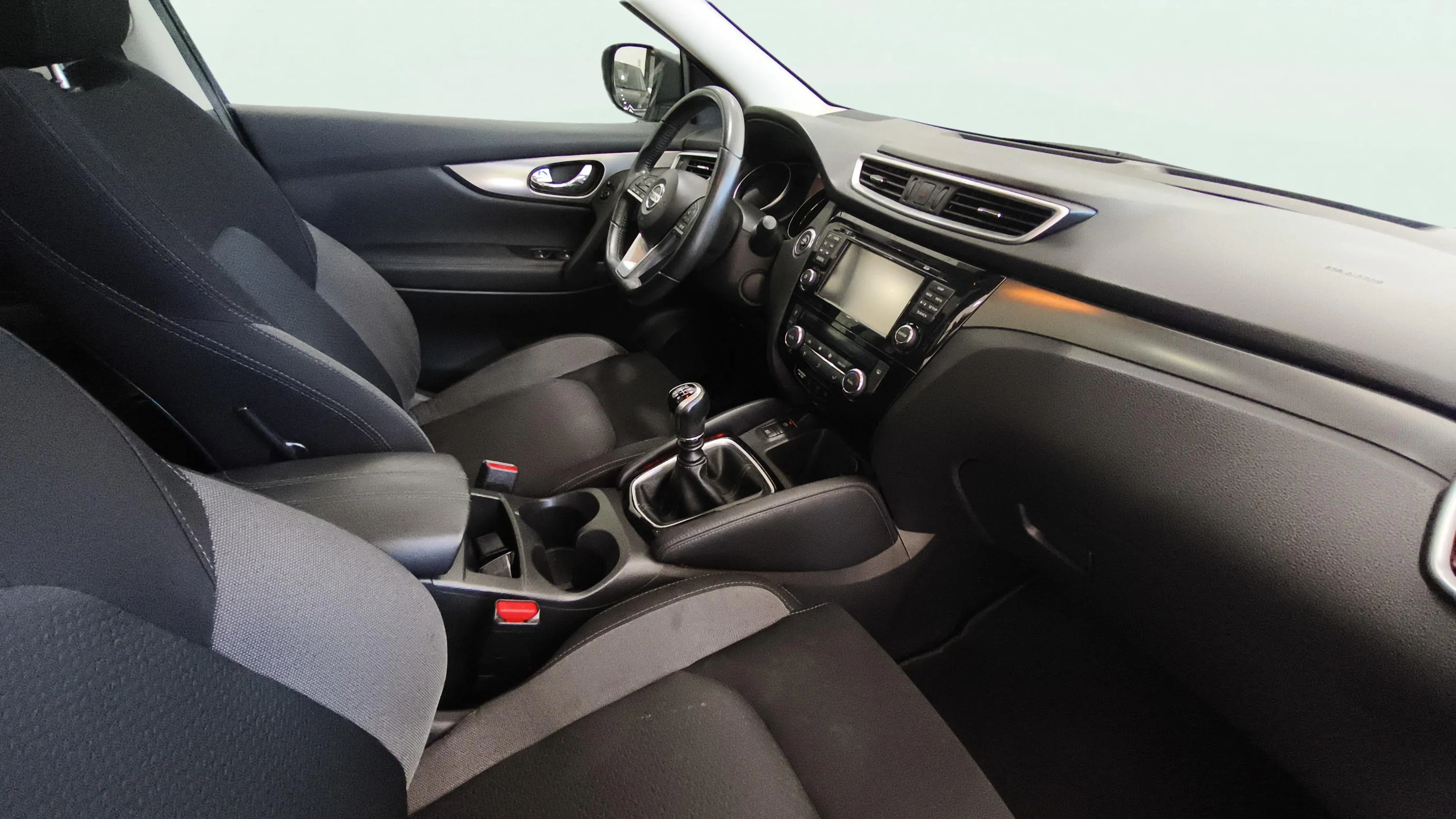 Nissan Qashqai DIG-T E6D N-Connecta - foto 7