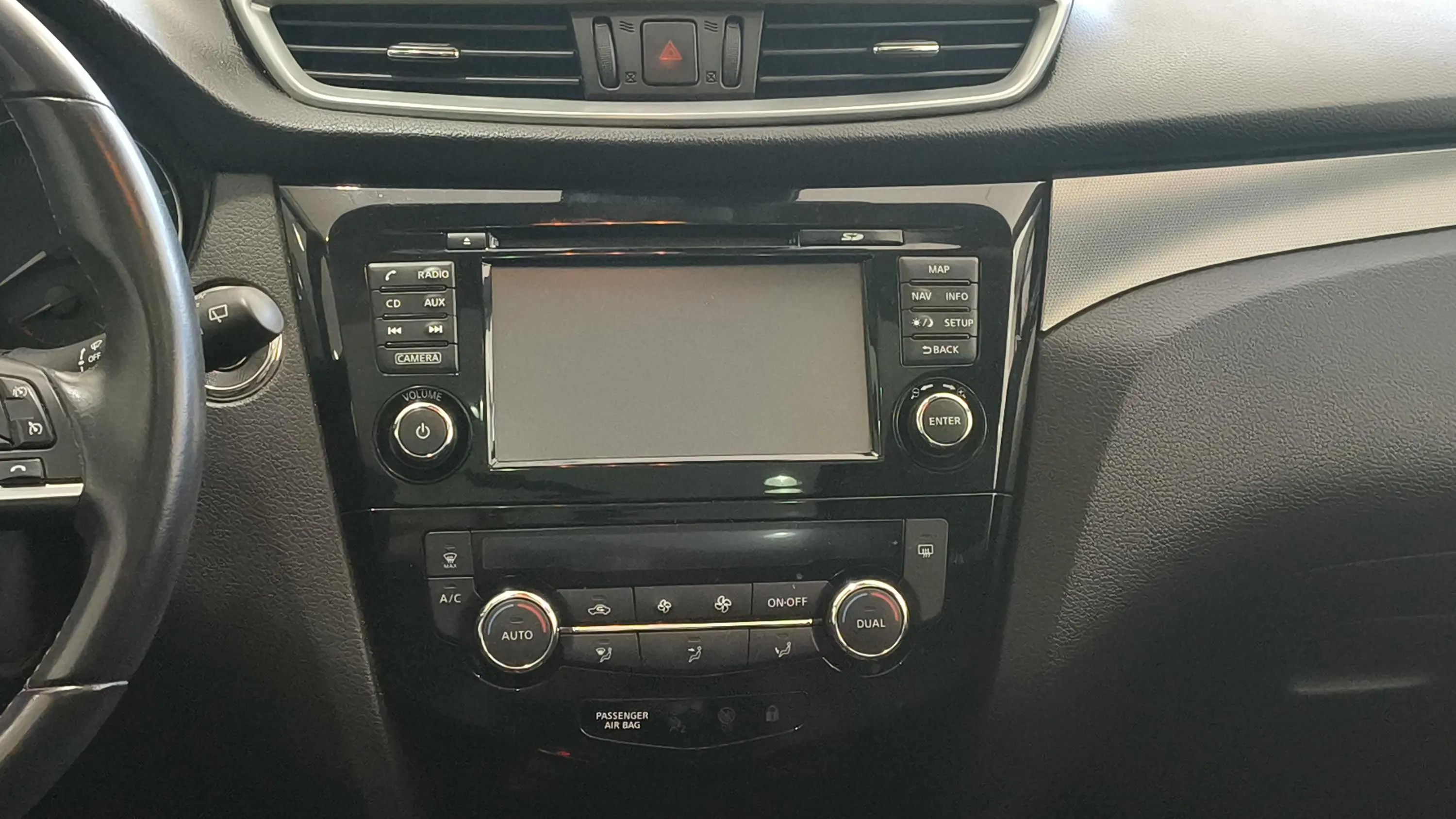 Nissan Qashqai DIG-T E6D N-Connecta - foto 11