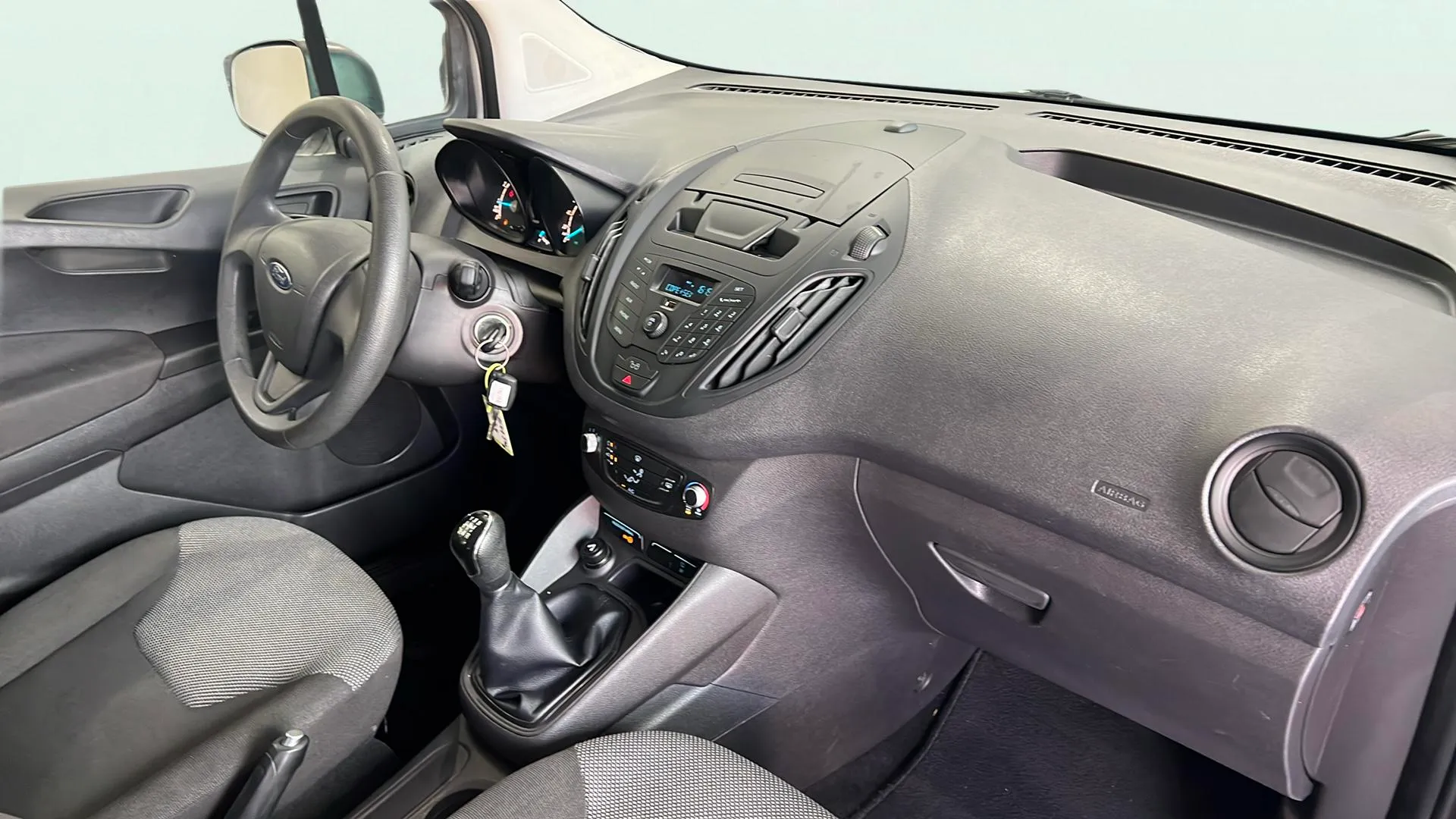 Ford Tourneo Courier 1.0 EcoBoost Ambiente - foto 7