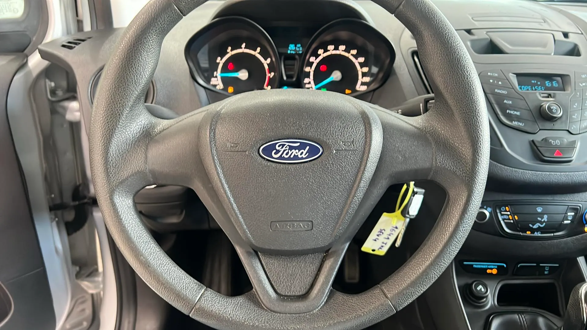 Ford Tourneo Courier 1.0 EcoBoost Ambiente - foto 12