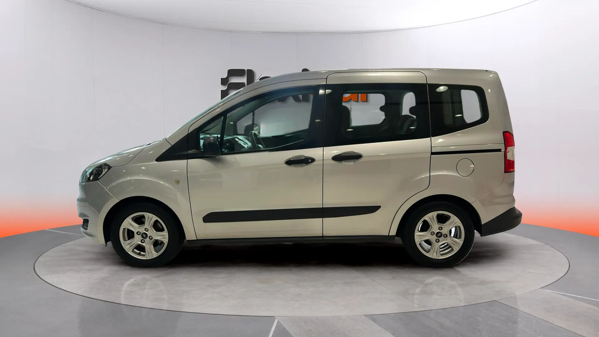 Ford Tourneo Courier 1.0 EcoBoost Ambiente - foto 4