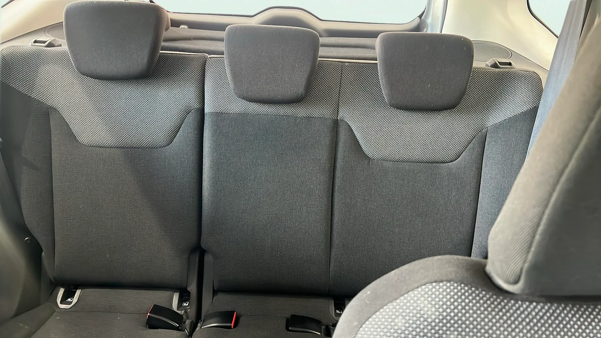 Ford Tourneo Courier 1.0 EcoBoost Ambiente - foto 10