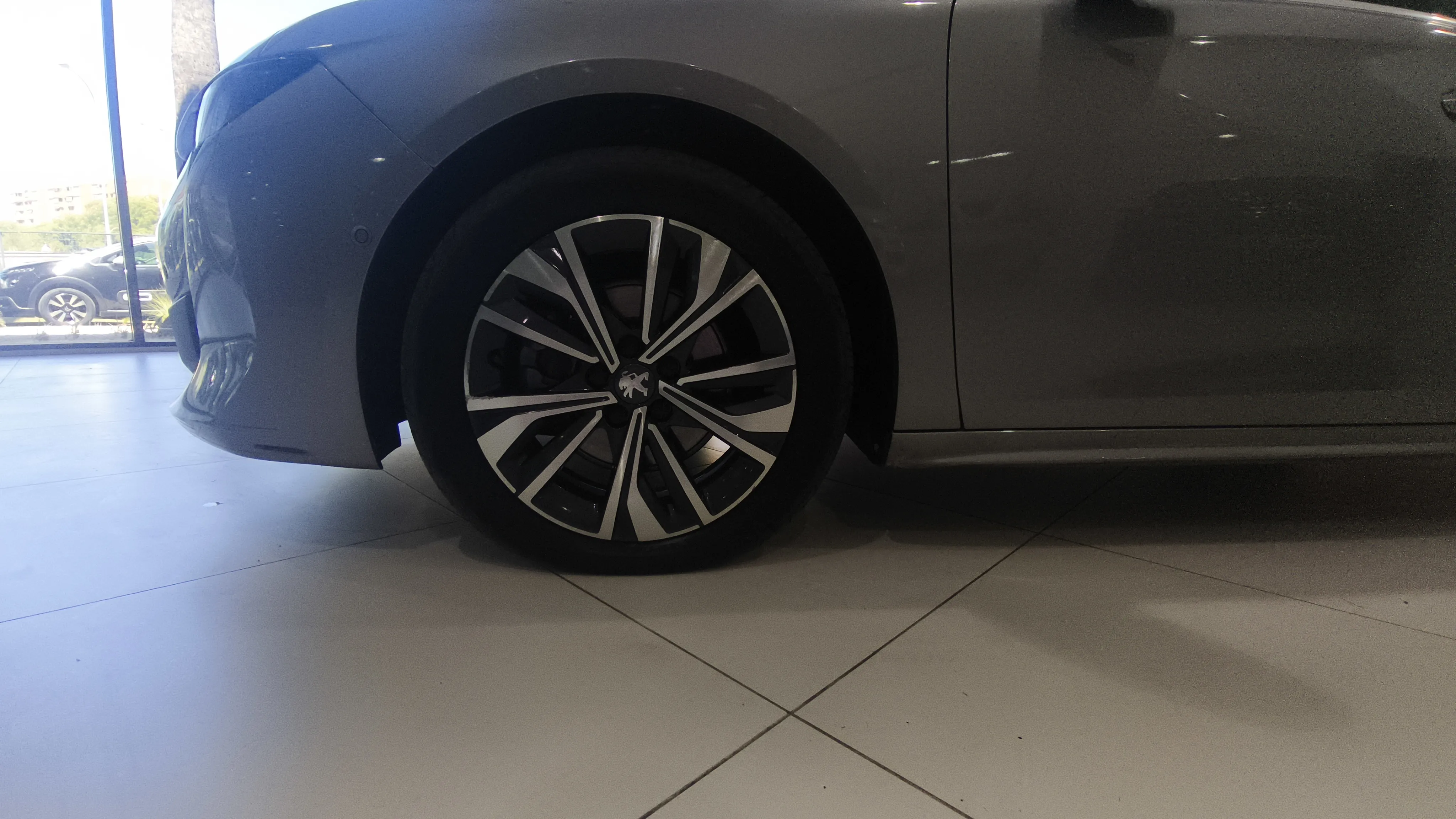Peugeot 508 Allure BlueHDi 130 EAT8 - foto 6