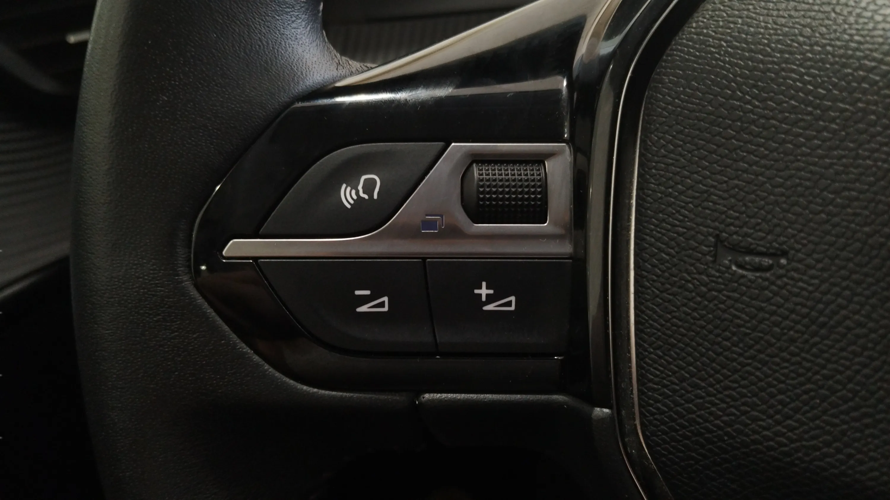 Peugeot 208 BlueHDi Active - foto 15