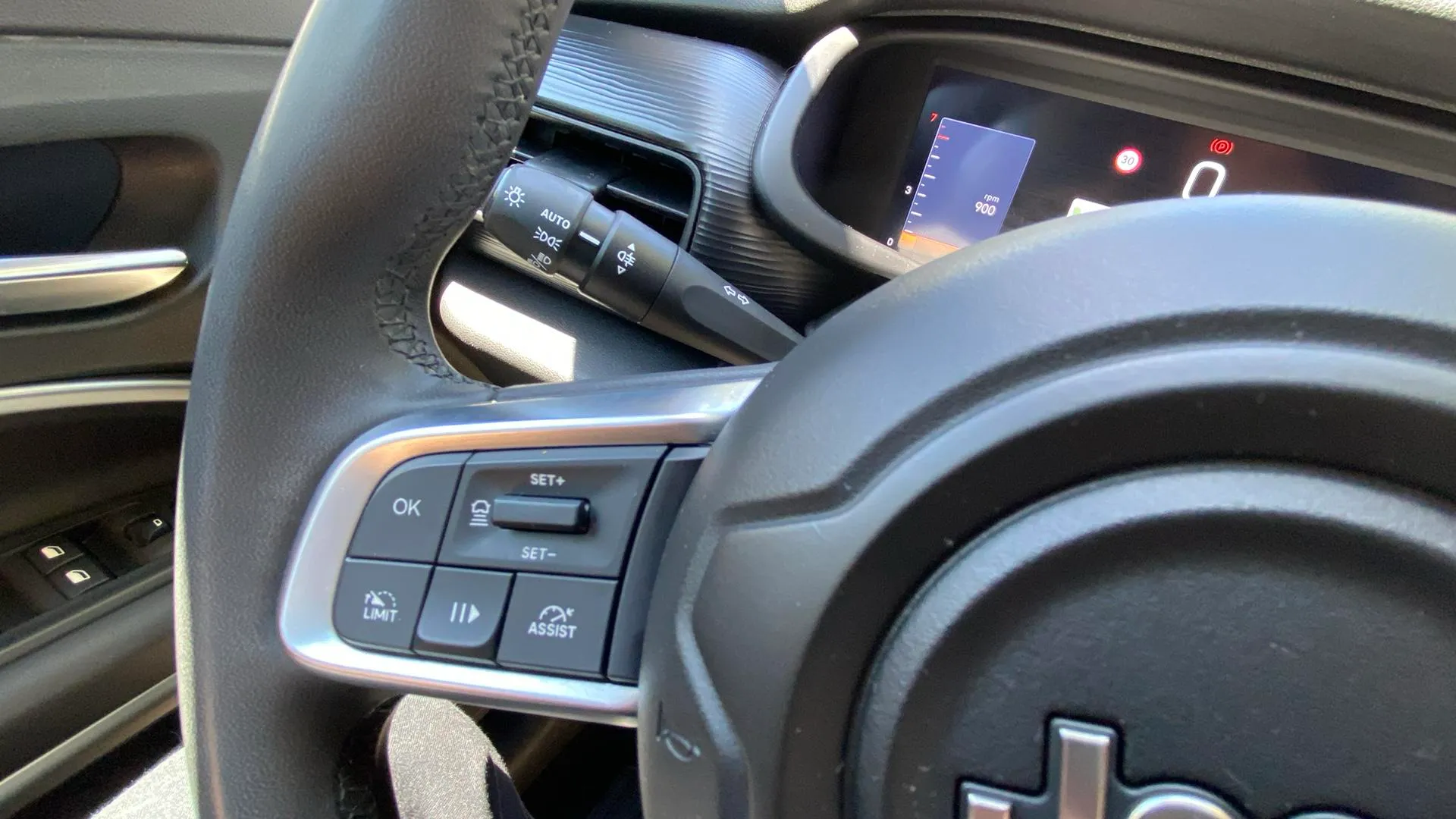 Jeep Avenger 1.2 G Summit - foto 19