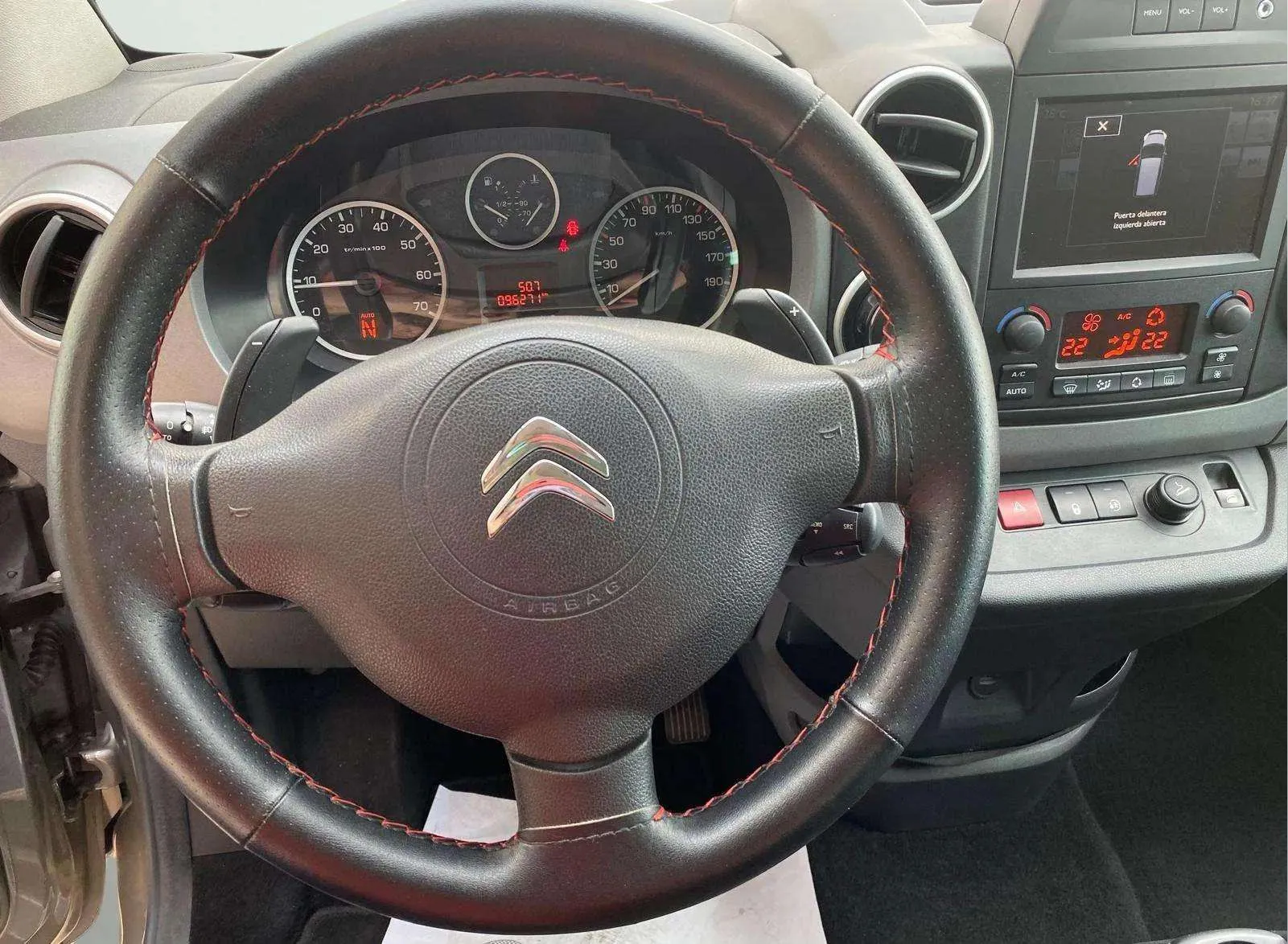 Citroën Berlingo Multispace XTR Plus BlueHDi 100 ETG6 - foto 10
