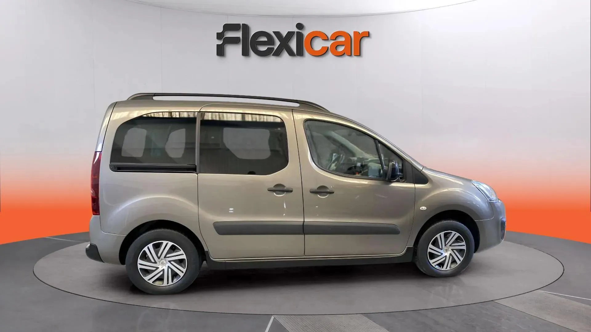 Citroën Berlingo Multispace XTR Plus BlueHDi 100 ETG6 - foto 3