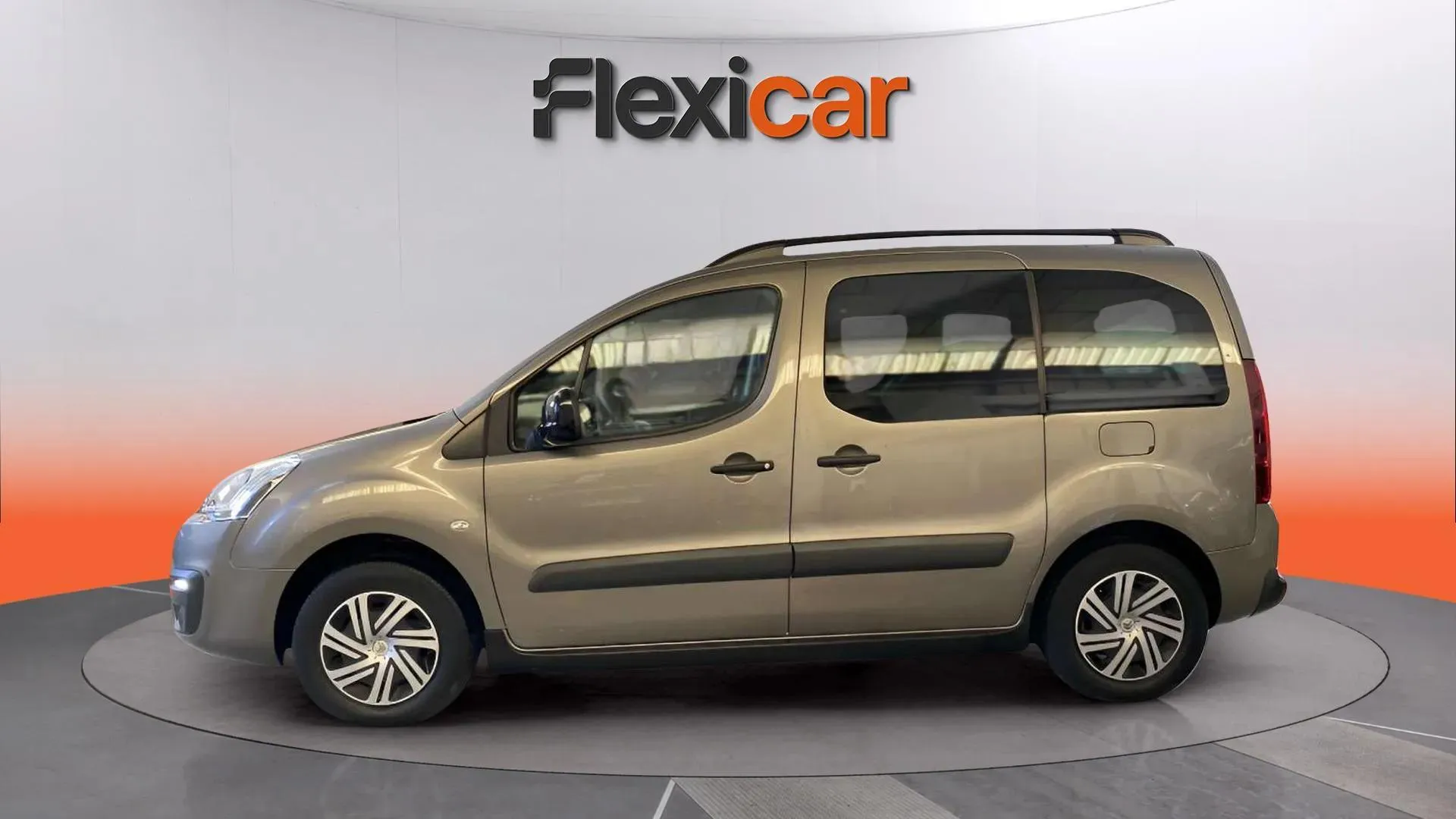 Citroën Berlingo Multispace XTR Plus BlueHDi 100 ETG6 - foto 7
