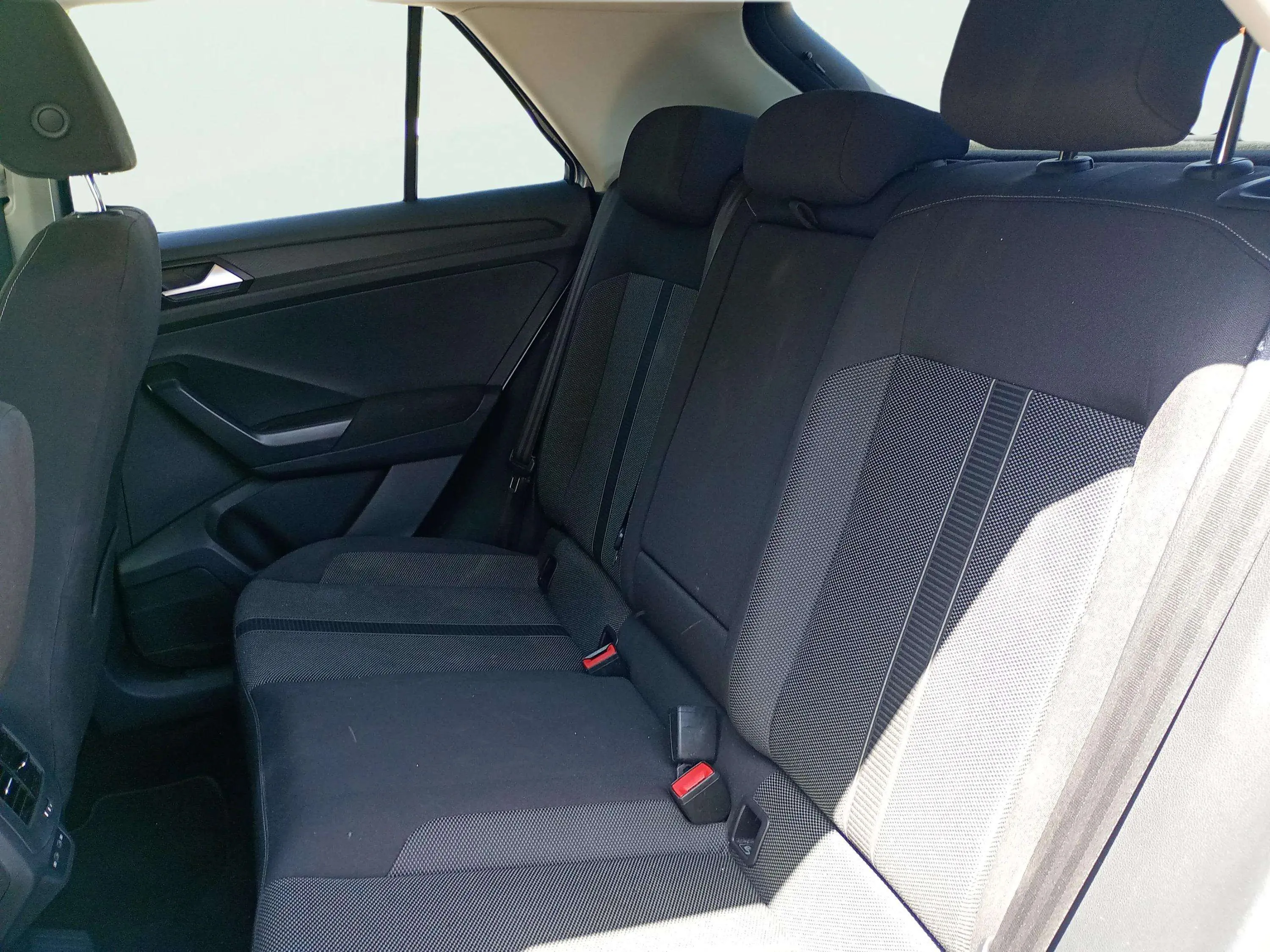 Volkswagen T-Roc Life 1.0 TSI - foto 11