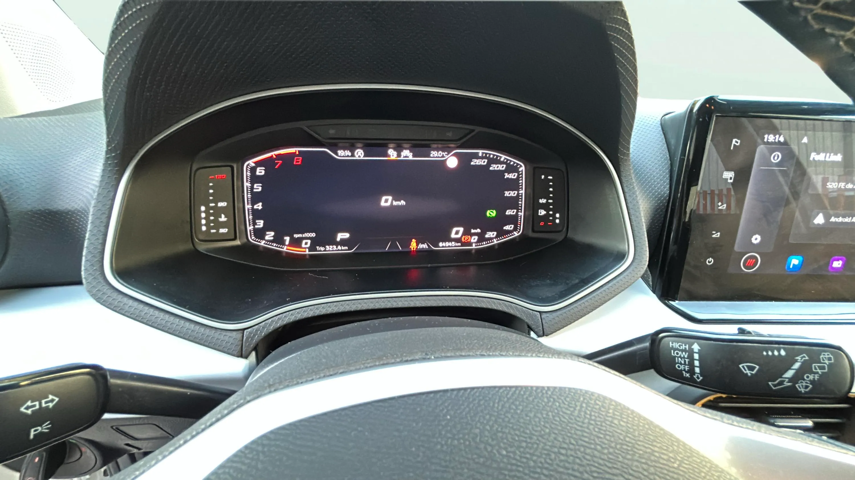 SEAT Arona 1.0 TSI DSG Style XL - foto 12