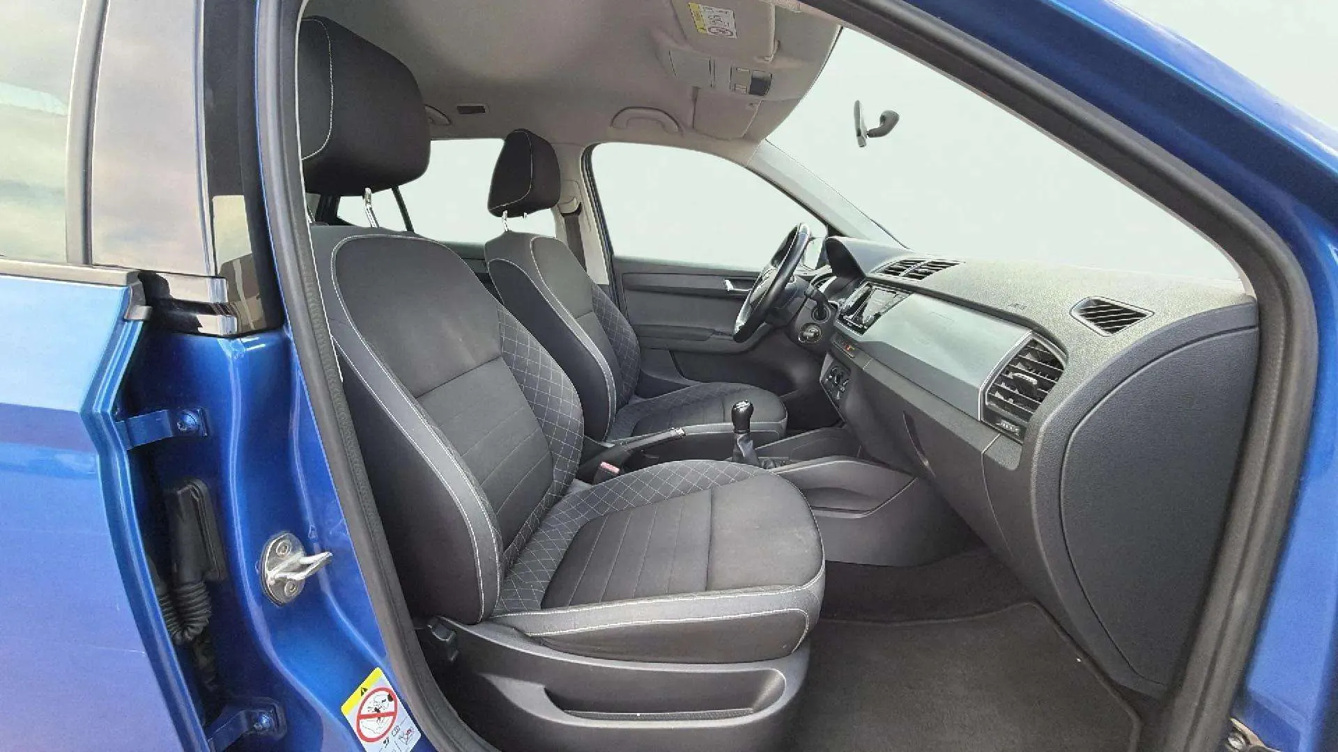 Škoda Fabia 1.0 TSI Ambition - foto 20